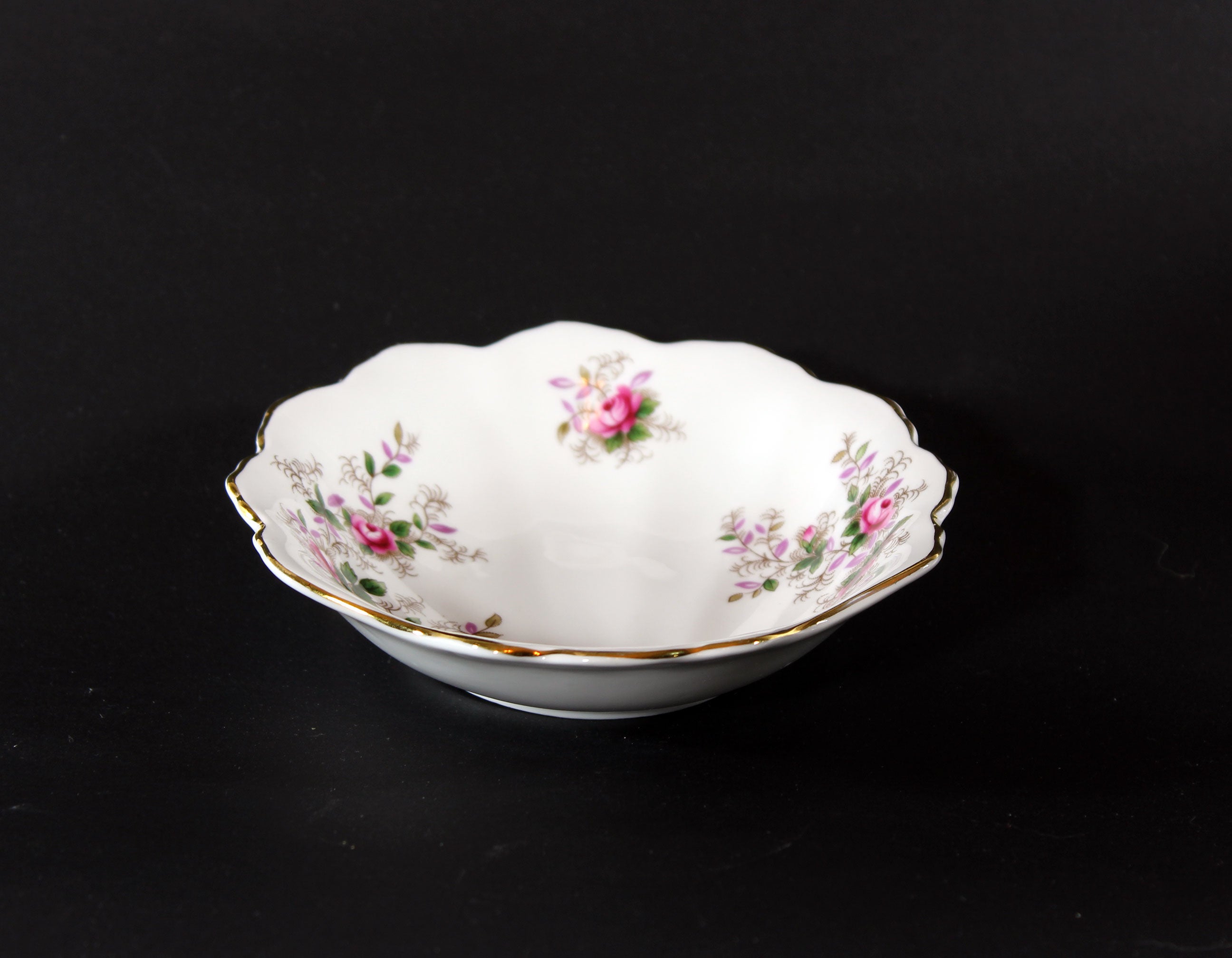 Lavender Rose Shell Dish