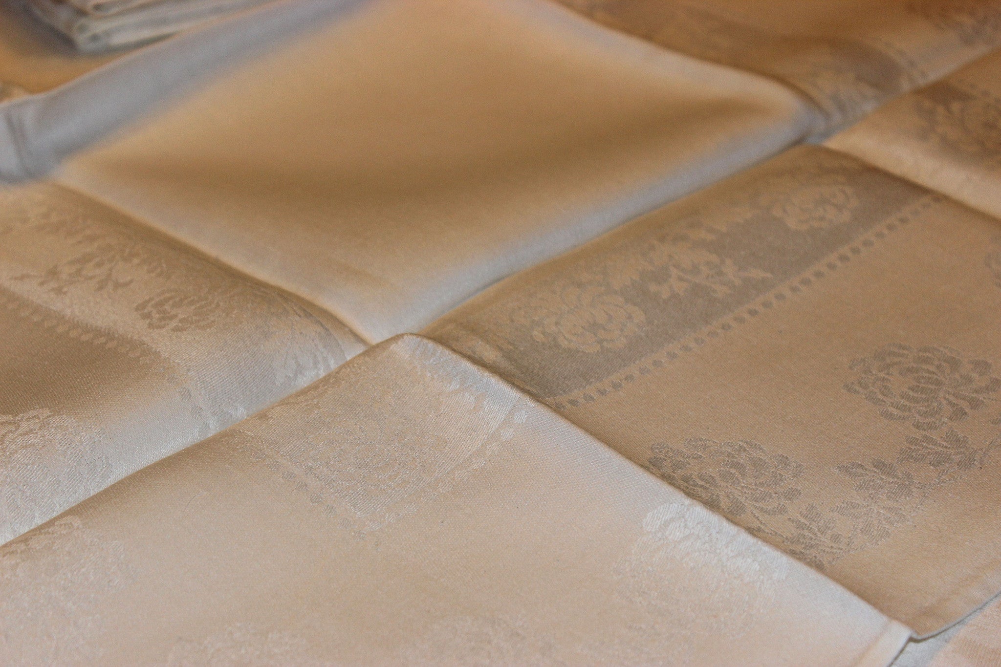 Double Damask Chrysanthemum Linen Napkins