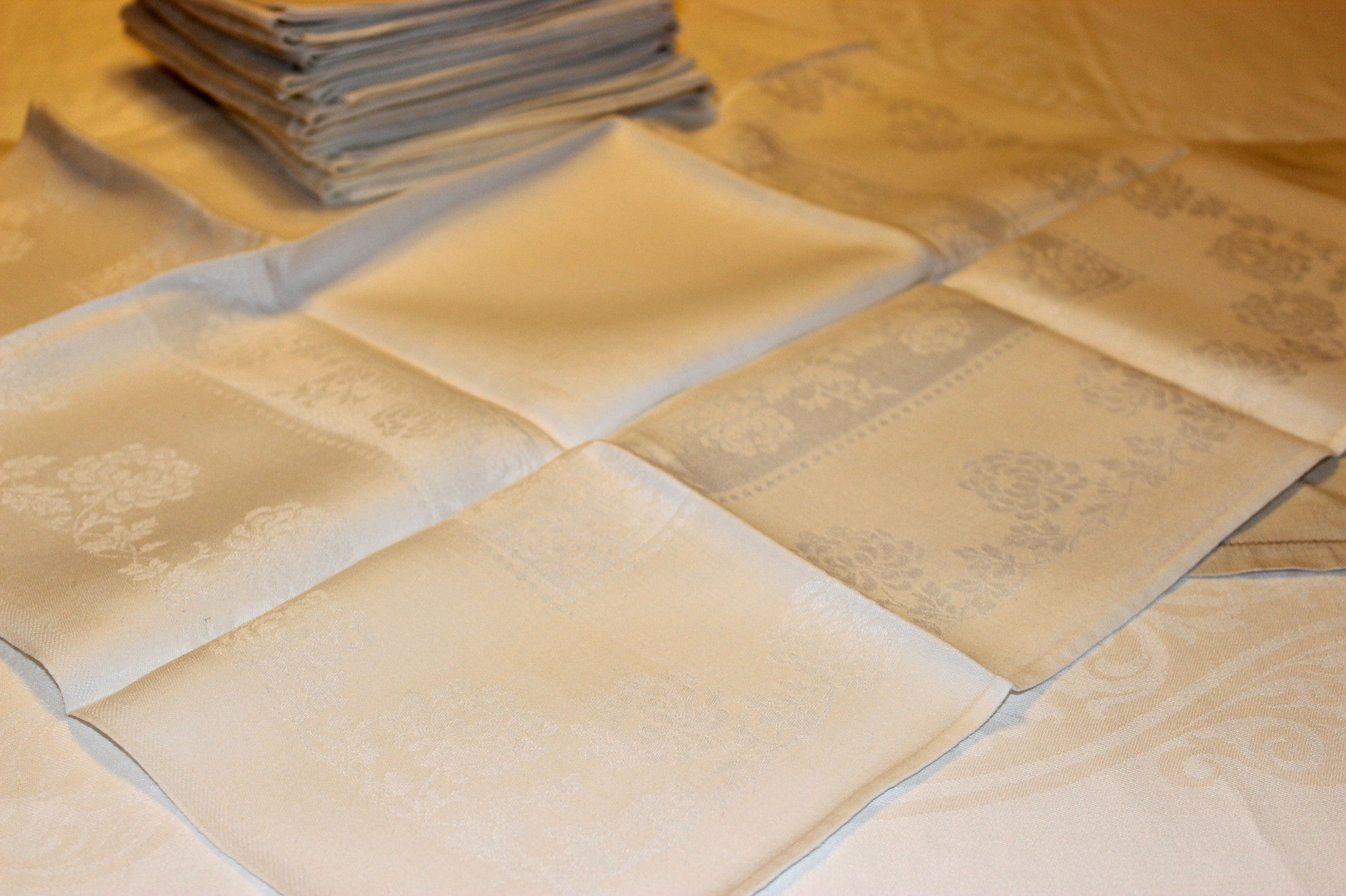Double Damask Chrysanthemum Linen Napkins