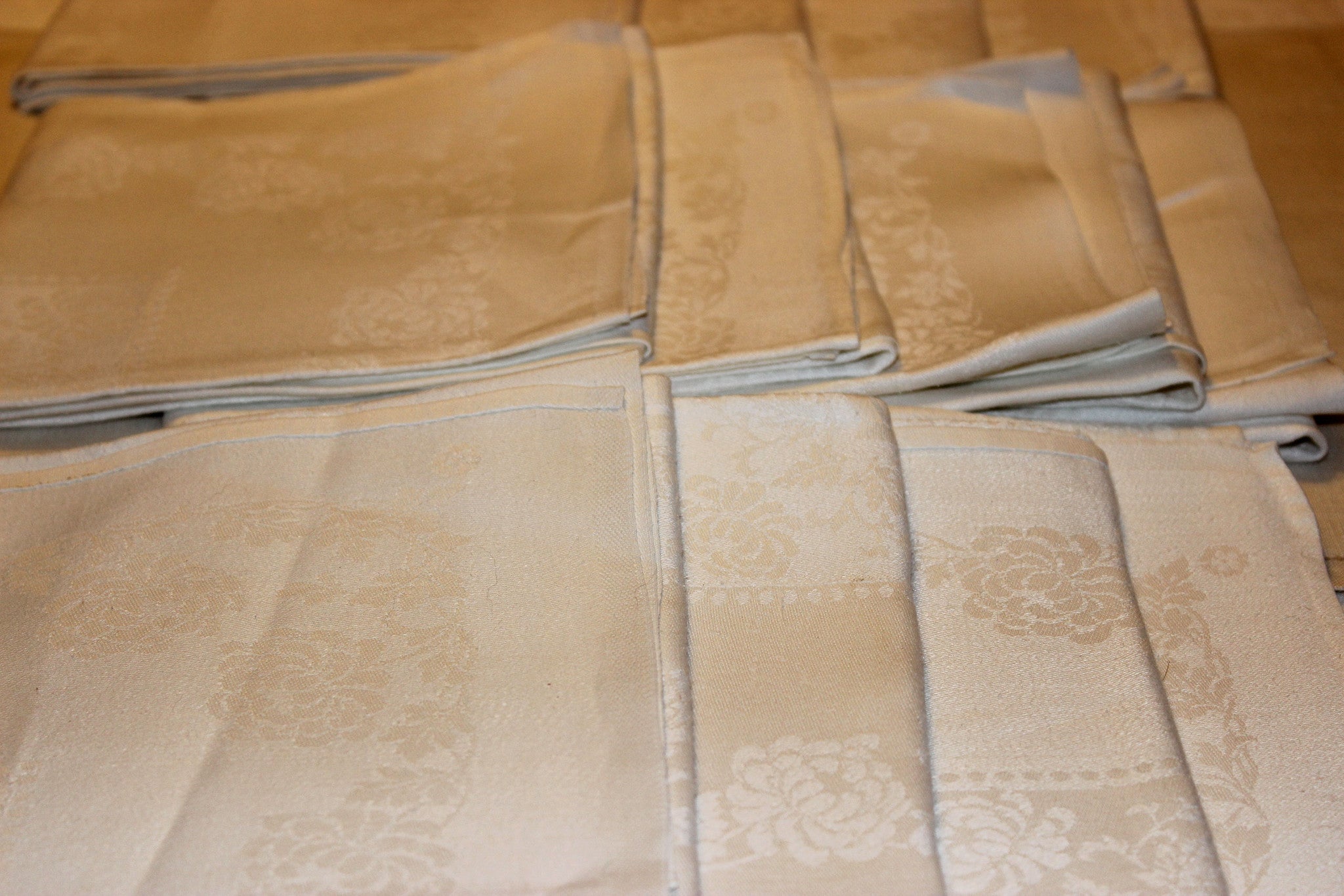 Double Damask Chrysanthemum Linen Napkins