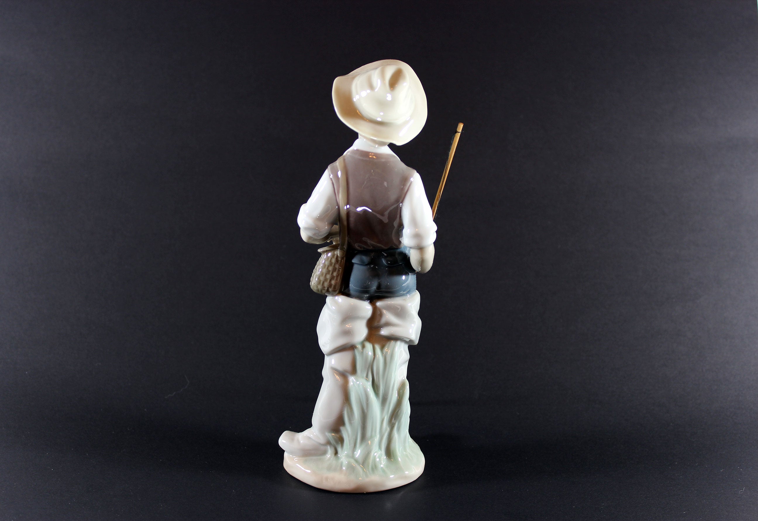 Lladro_Fisher_Boy_4809_3