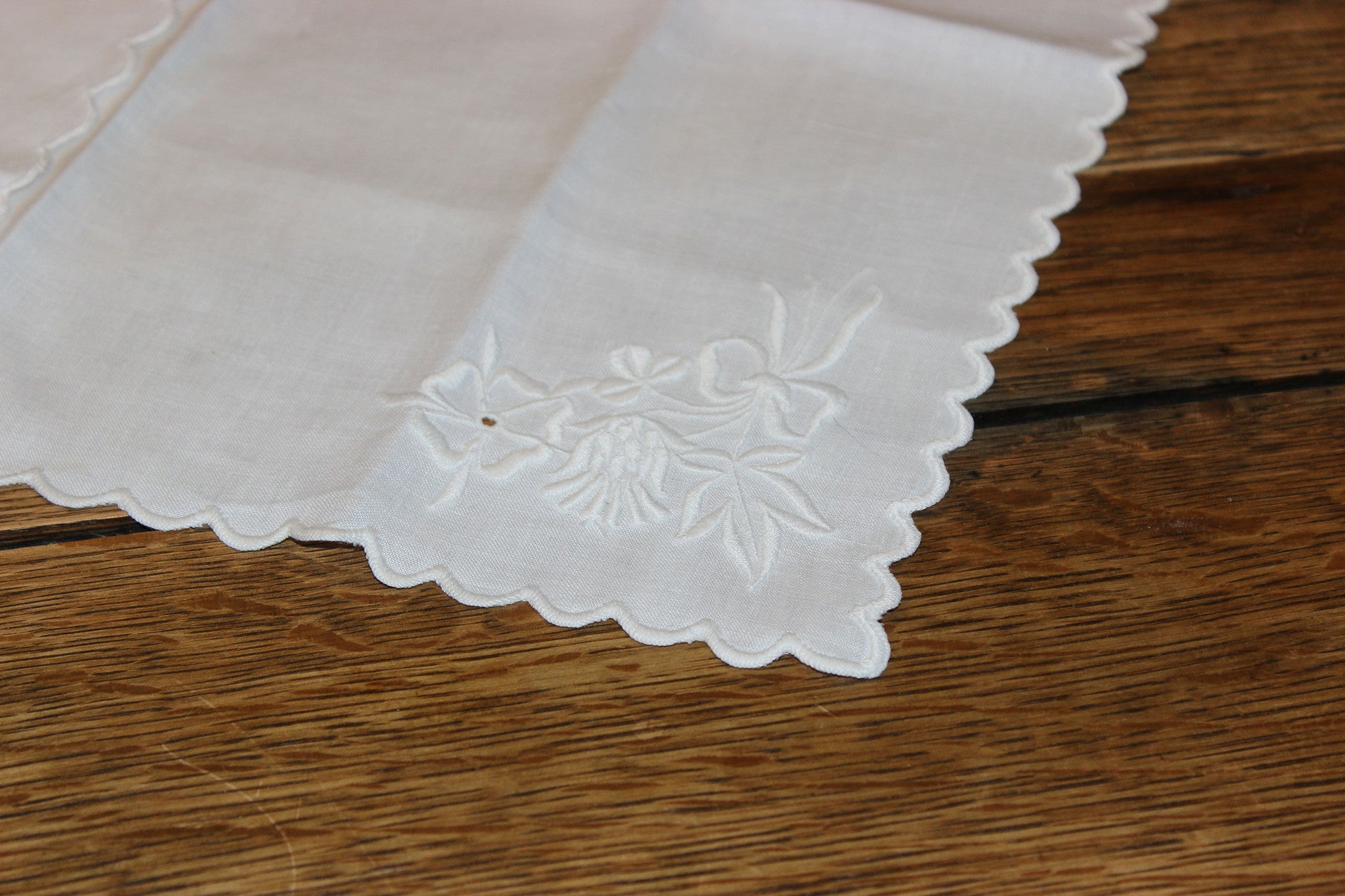 Linen Luncheon Napkins