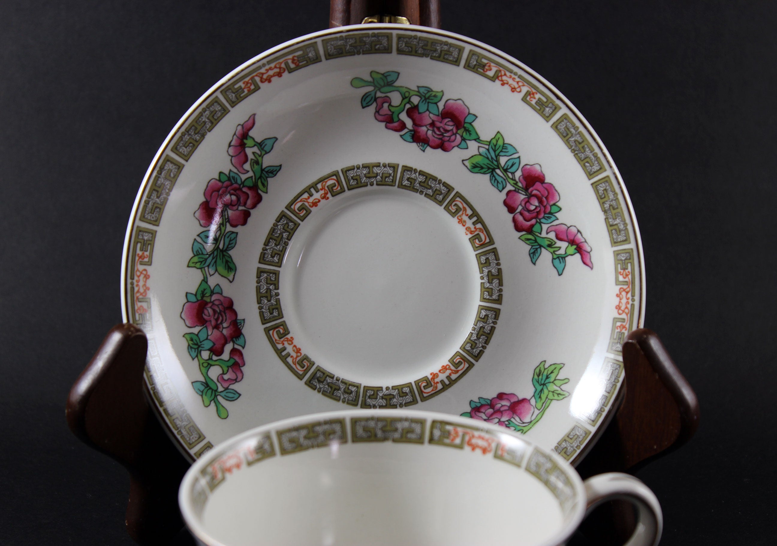 Maddock Indian Tree 7 Piece Place Setting