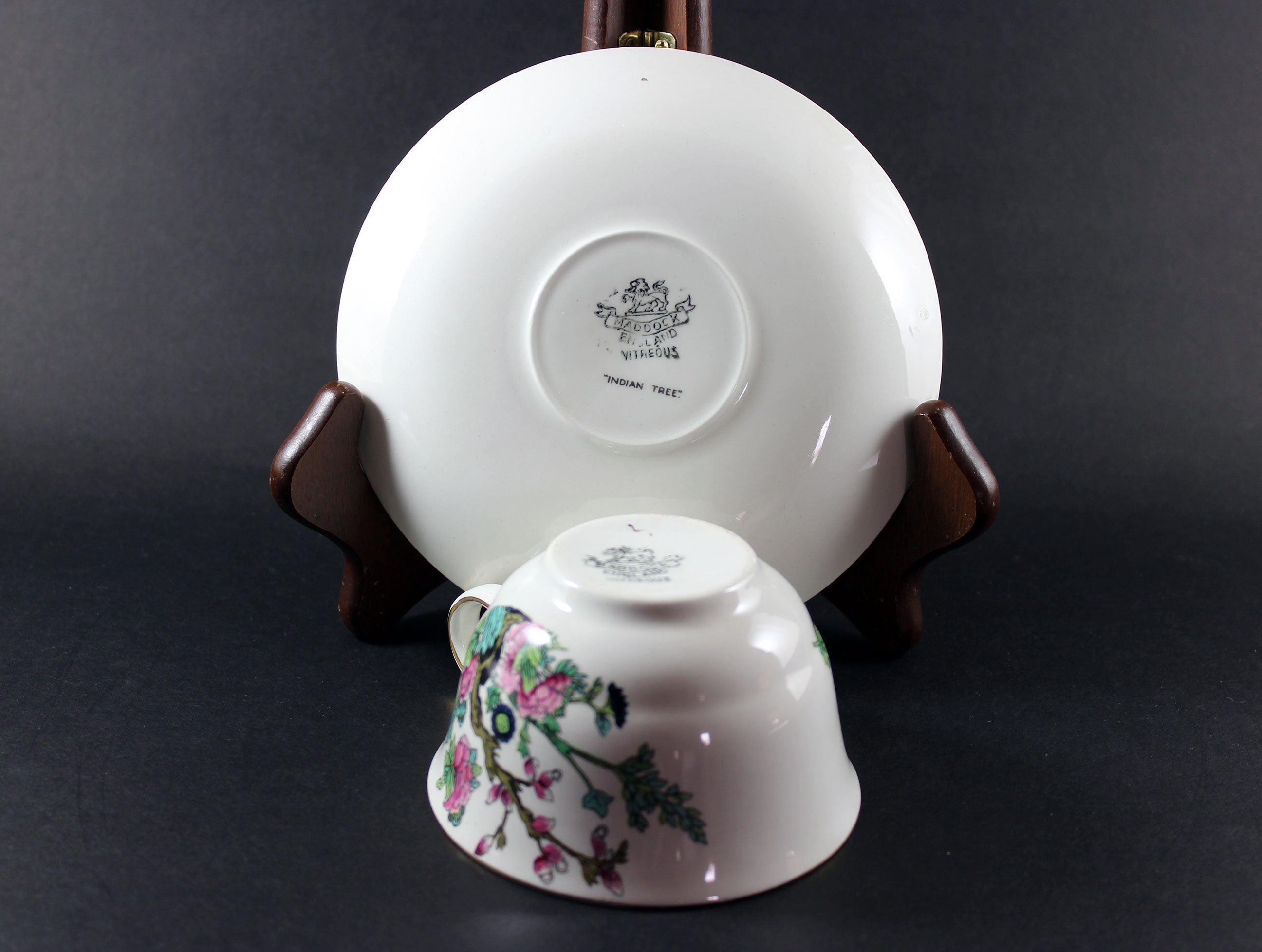 Maddock Indian Tree 7 Piece Place Setting