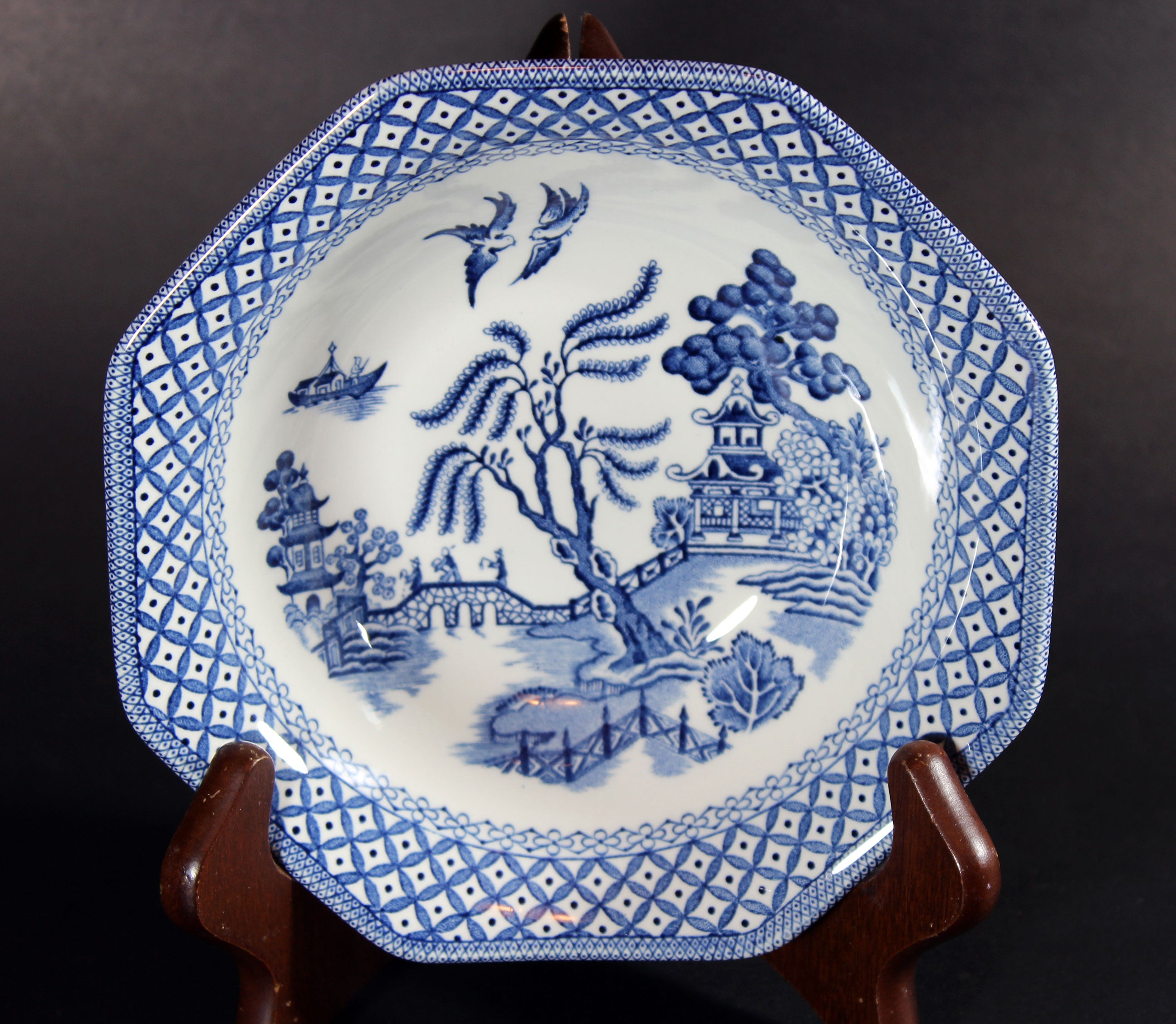 Blue Willow Bowl, Meakin, Staffordshire