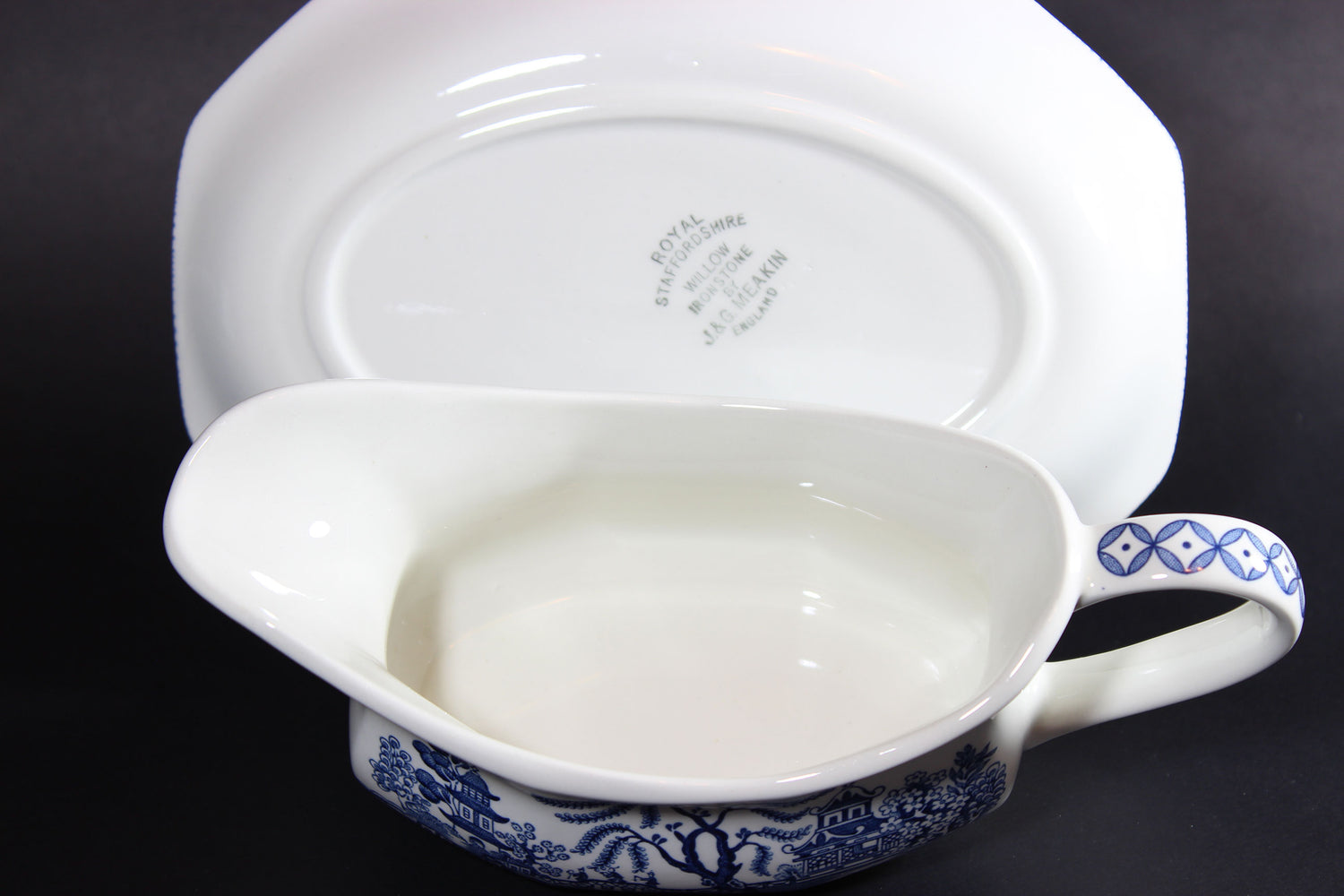 Meakin Blue Willow Gravy Boat
