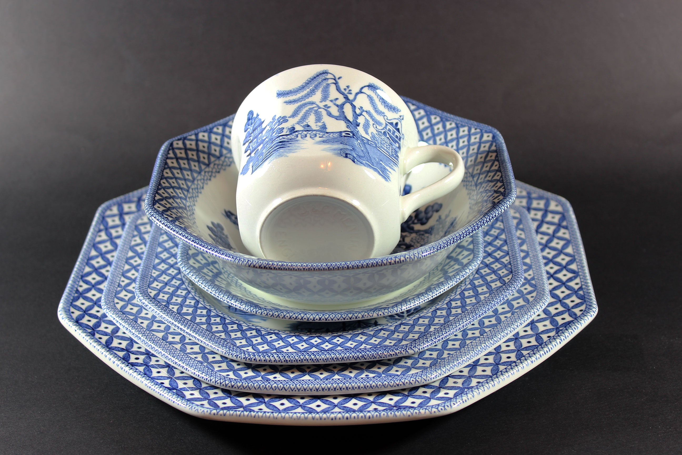 Blue Willow, 6 Piece Place Setting, Meakin