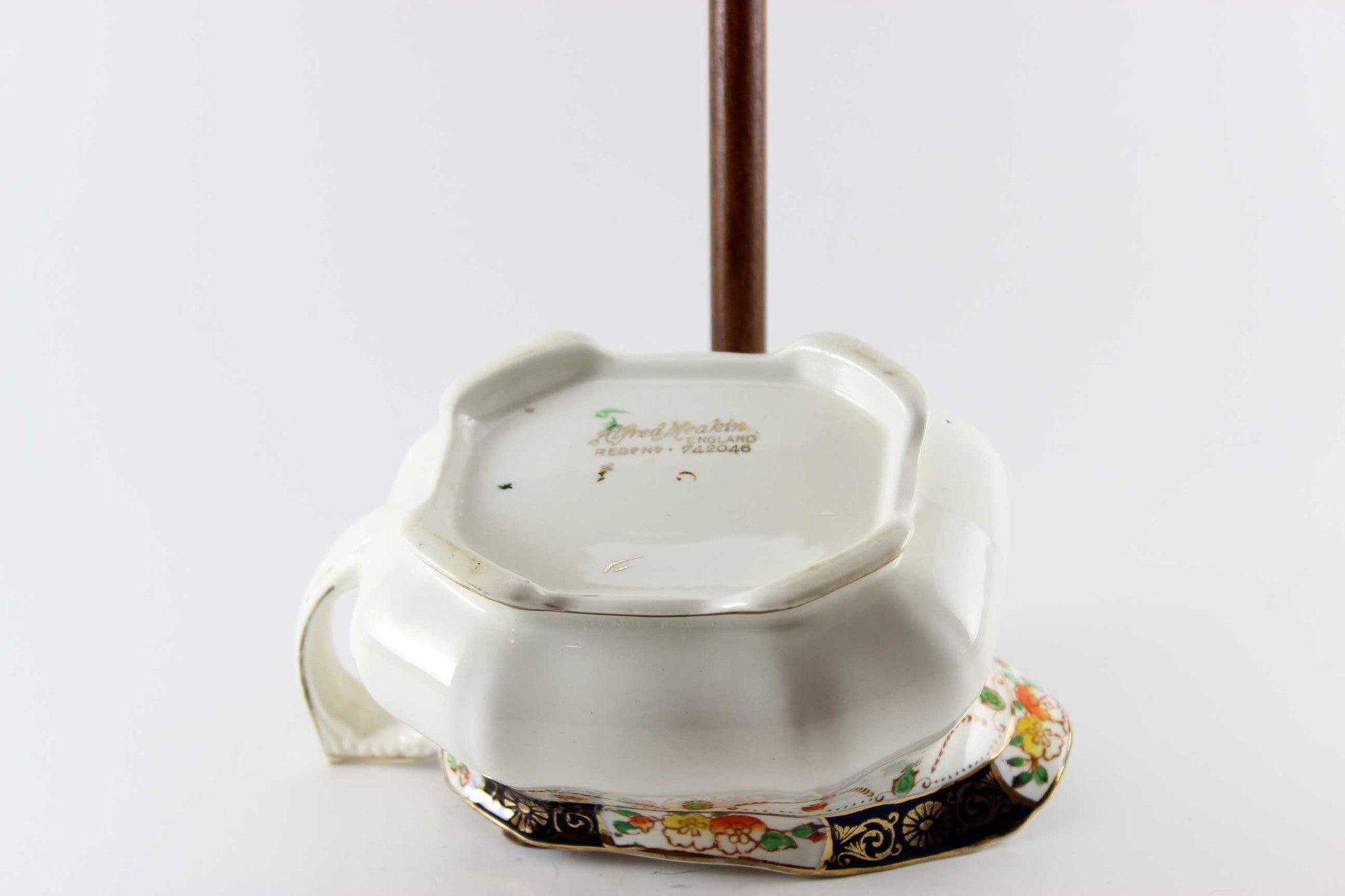 Alfred Meakin 26 Piece Tea Service - Fine Bone China