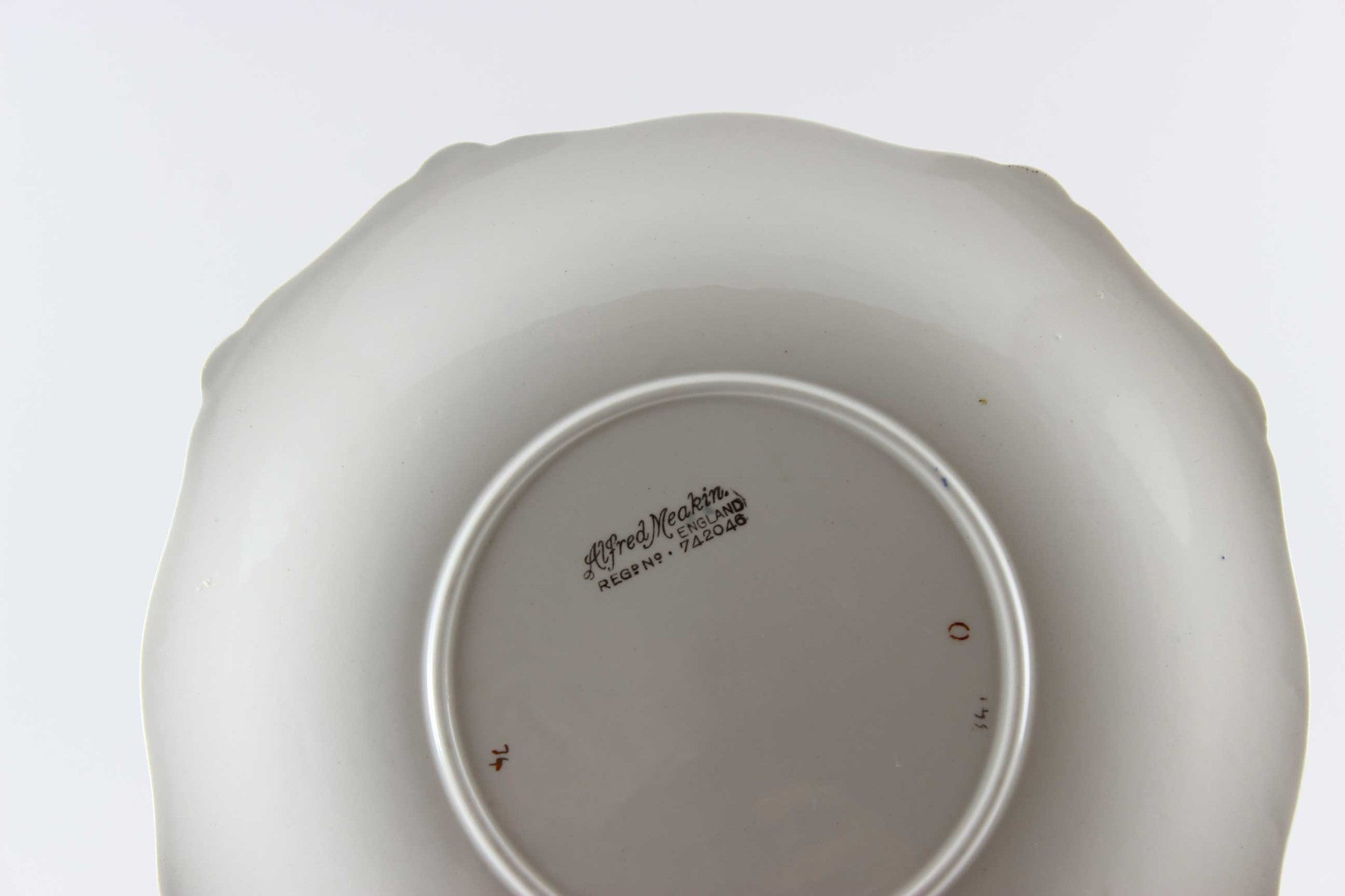 Alfred Meakin 26 Piece Tea Service - Fine Bone China