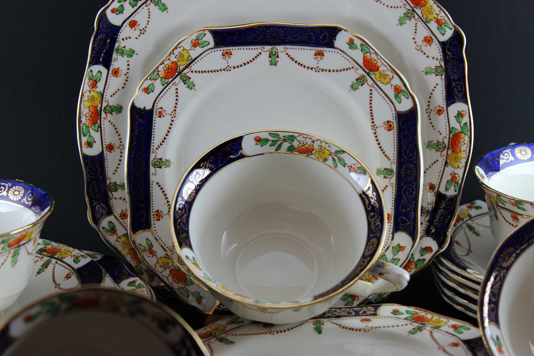 Alfred Meakin Fine Bone China Tea Service Solway