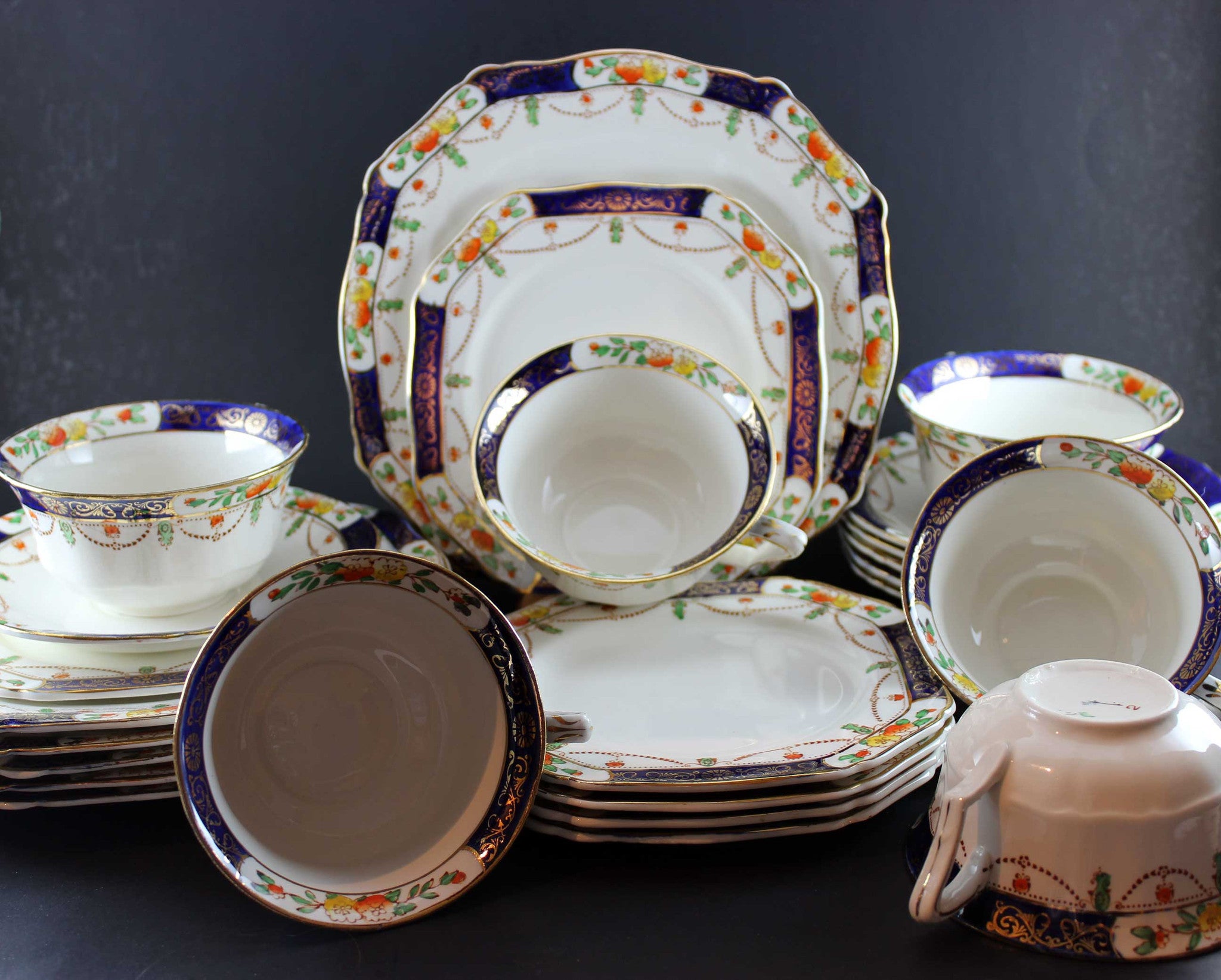 Alfred Meakin Fine Bone China Tea Service Solway