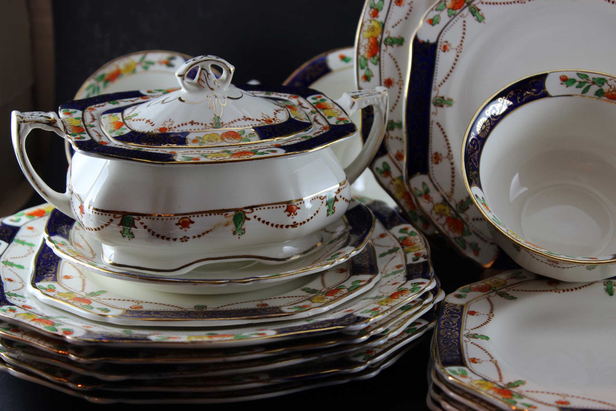 Alfred Meakin Fine Bone China Tea Service Solway