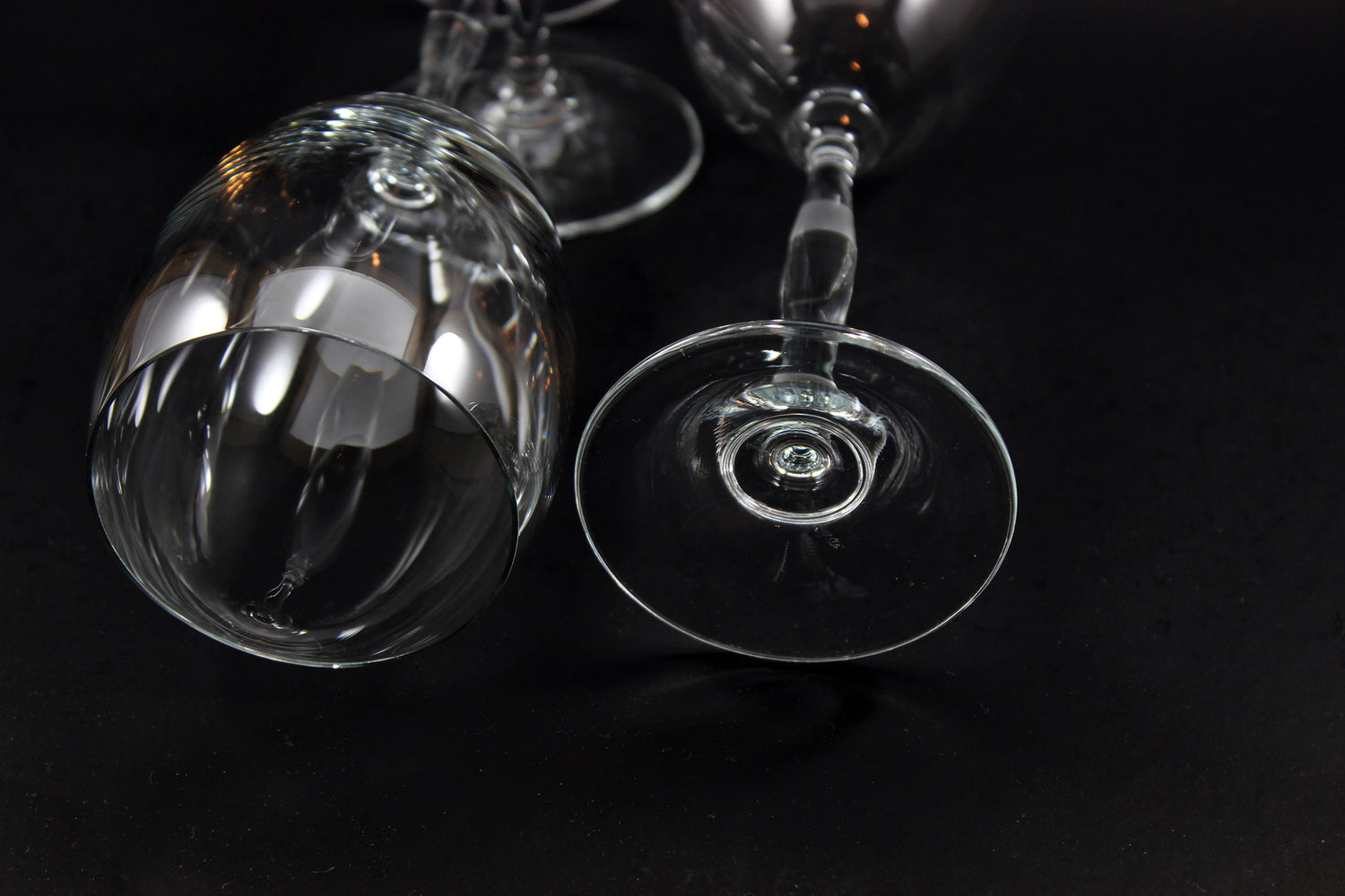 Orrefors Balans Wine Glasses