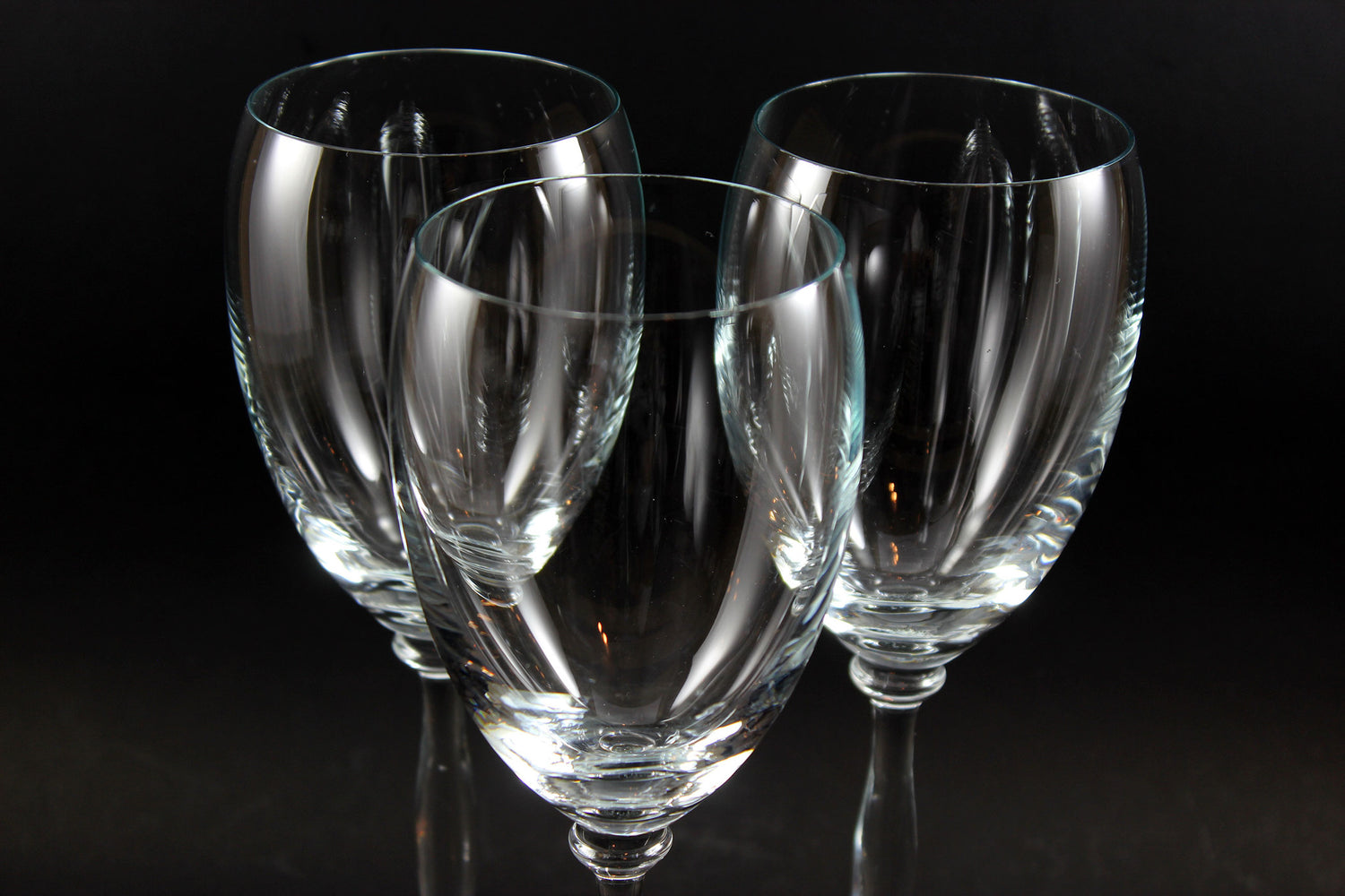 Orrefors Balans Wine Glasses