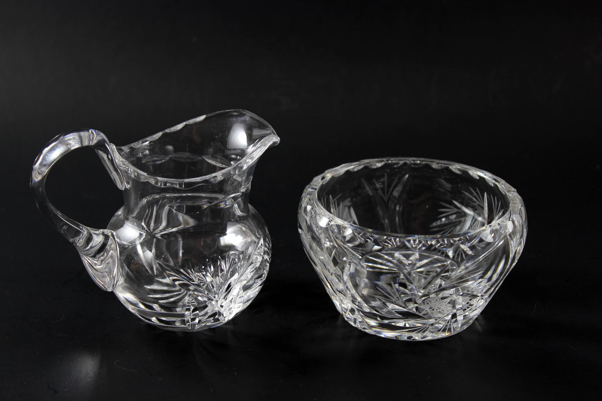 Pinwheel Crystal Cream and Sugar Set