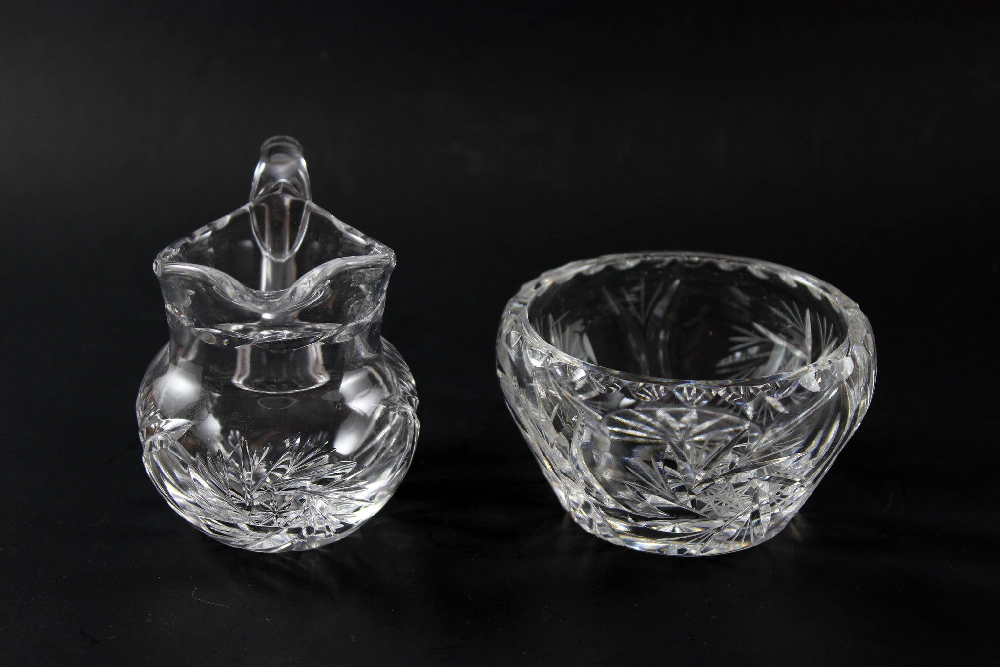 Pinwheel Crystal Cream and Sugar Set
