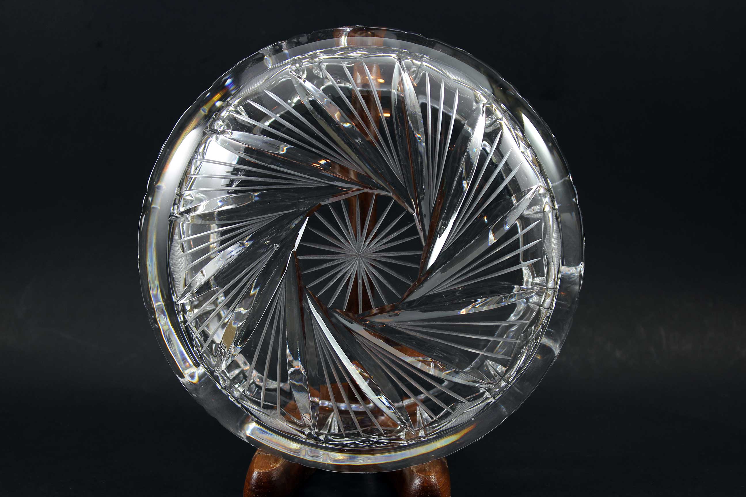 Pinwheel crystal ashtray