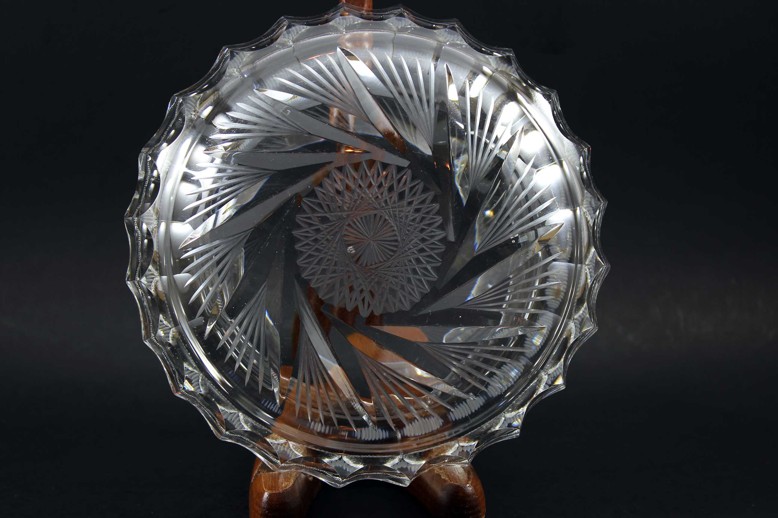 Pinwheel crystal ashtray