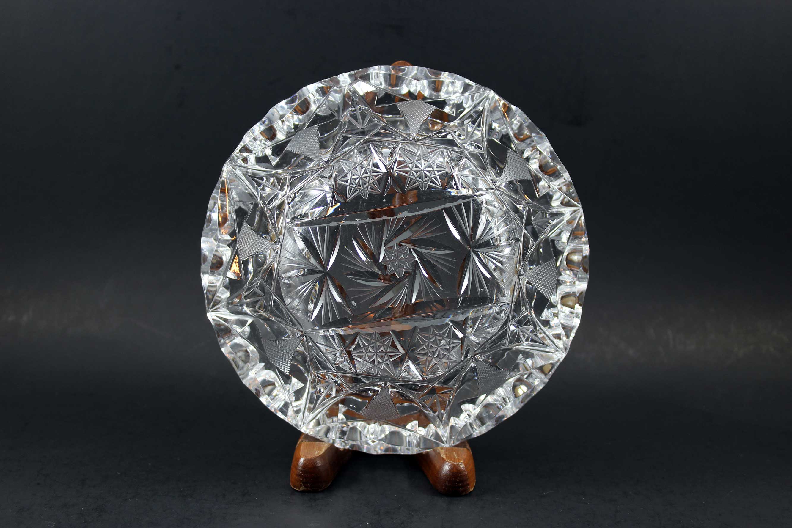 Pinwheel crystal ashtray
