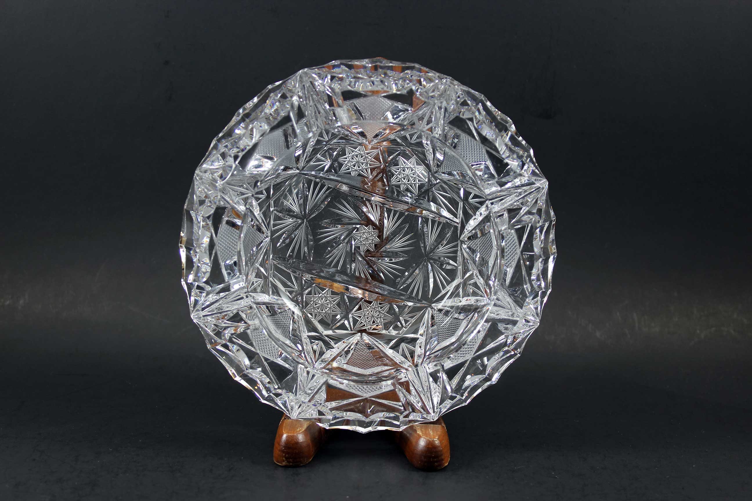 Pinwheel crystal ashtray