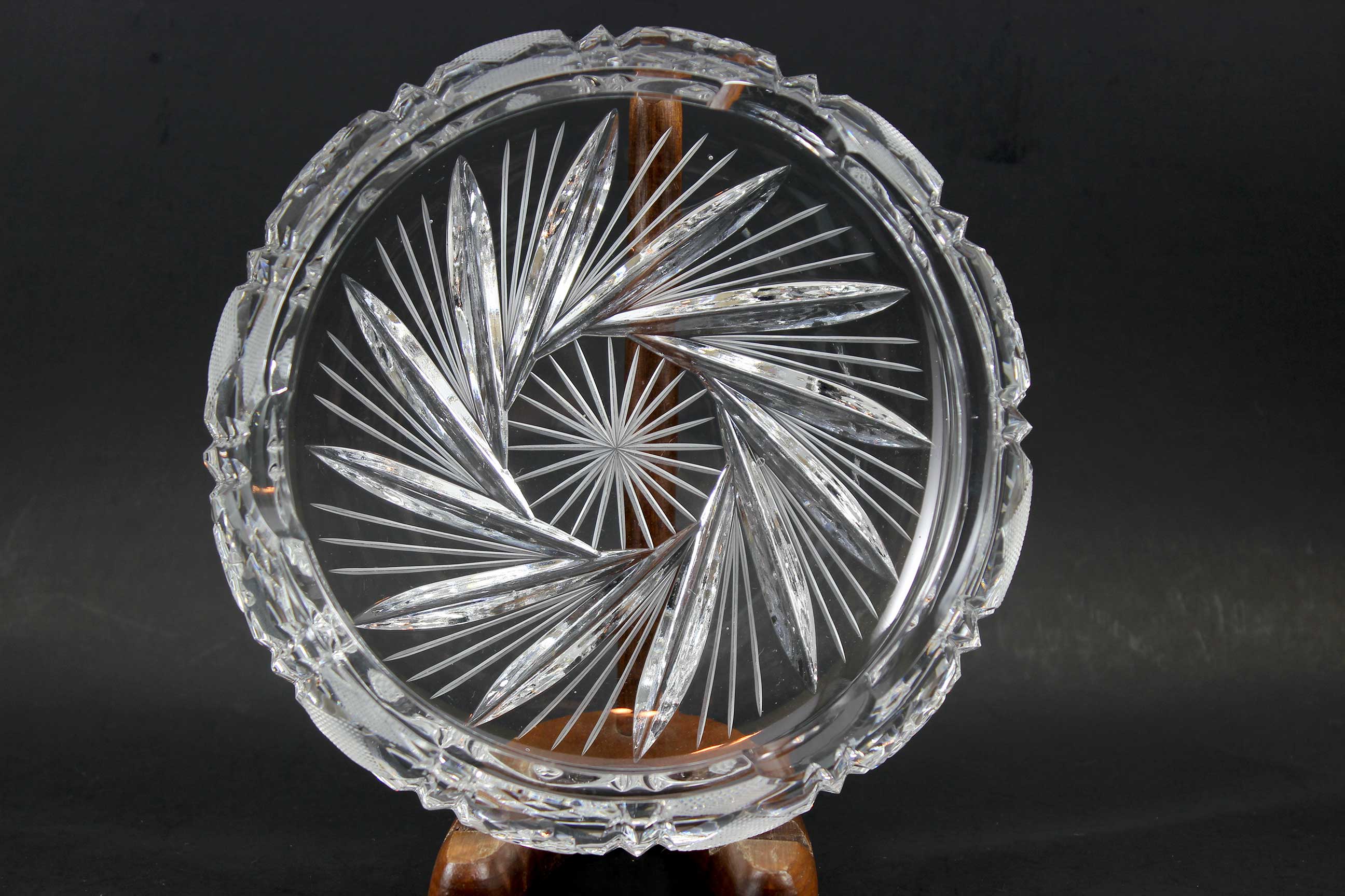 Pinwheel crystal ashtray