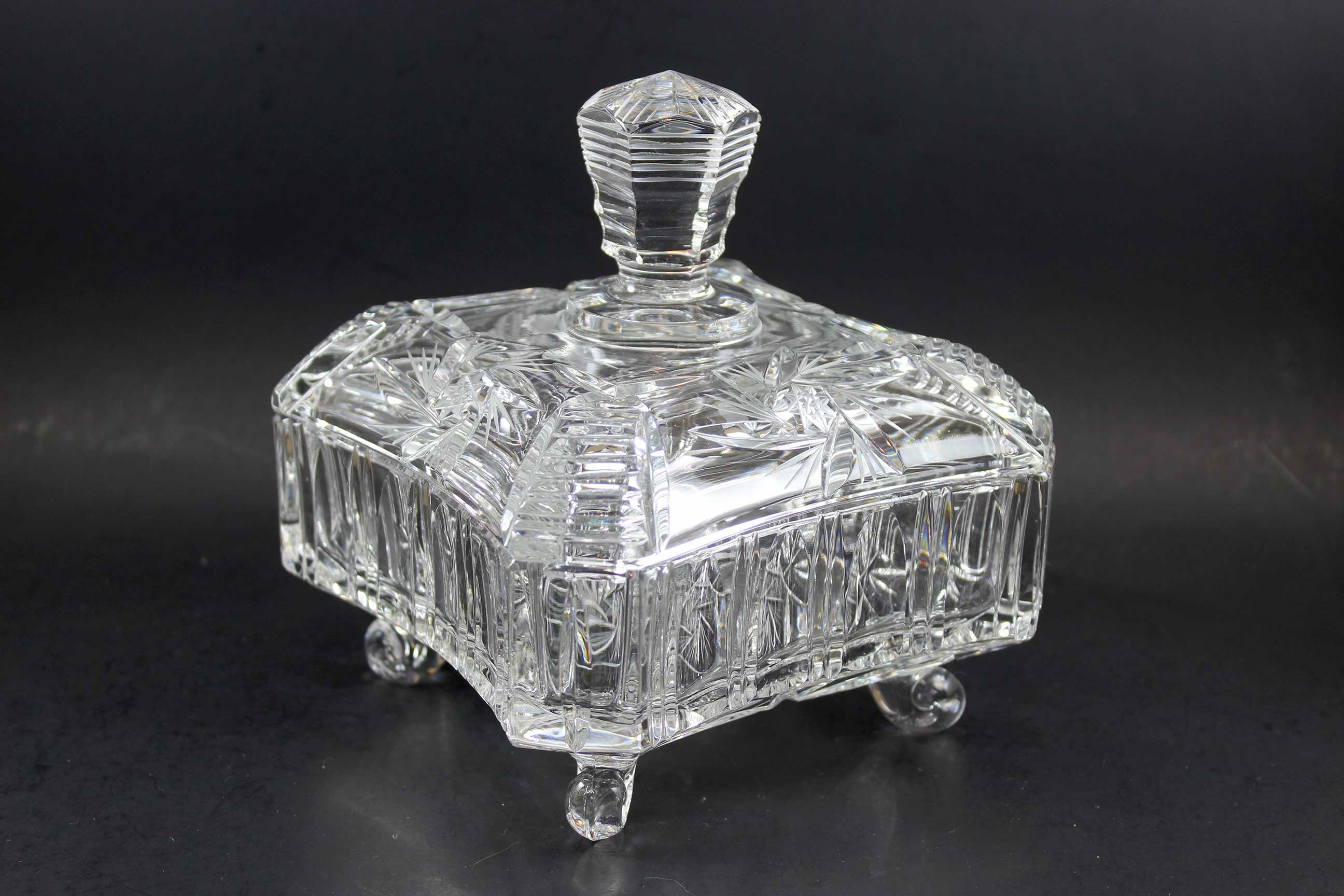 Large Pinwheel Crystal Candy Dish