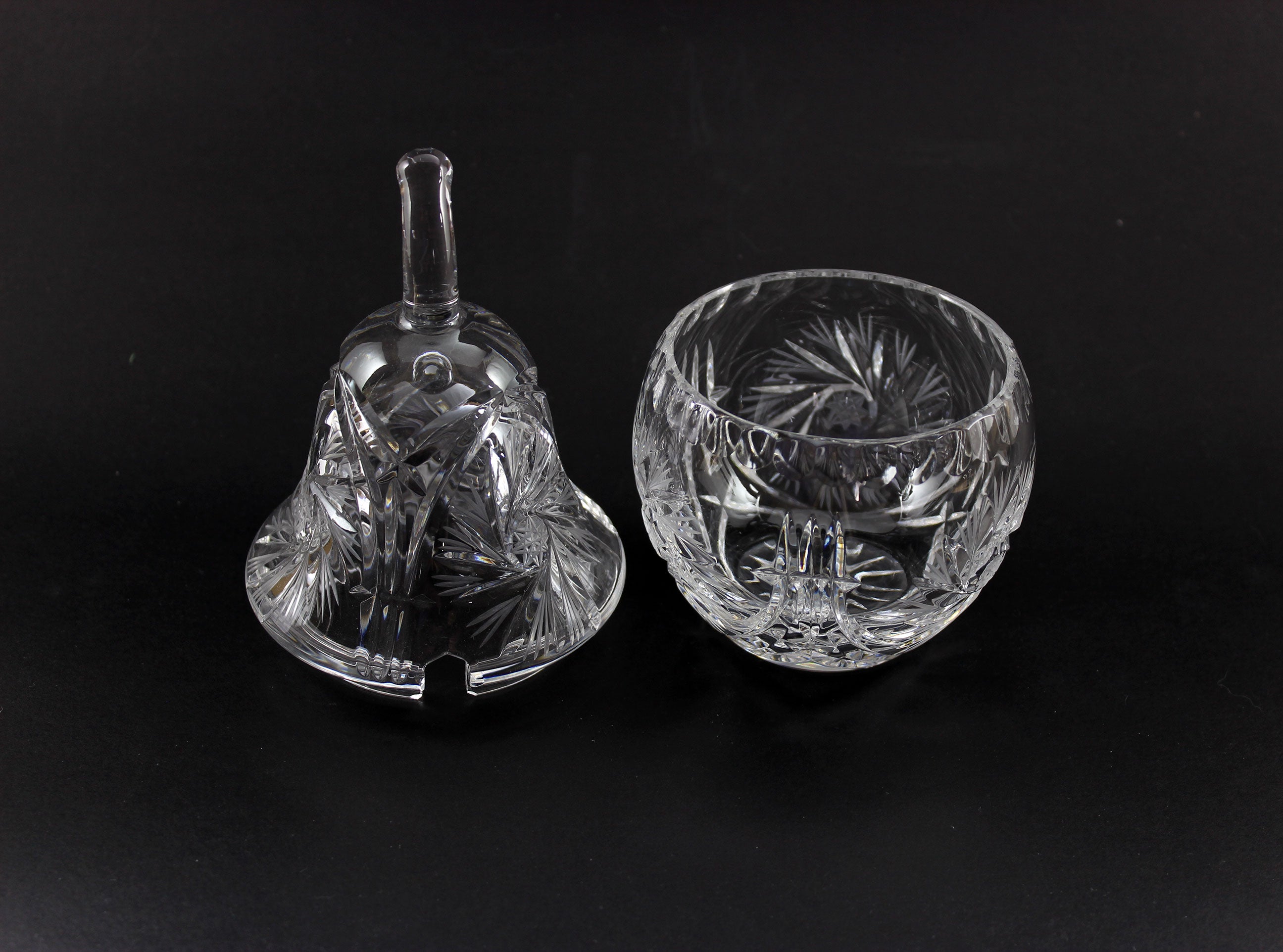 Pinwheel Crystal, Pear Dish
