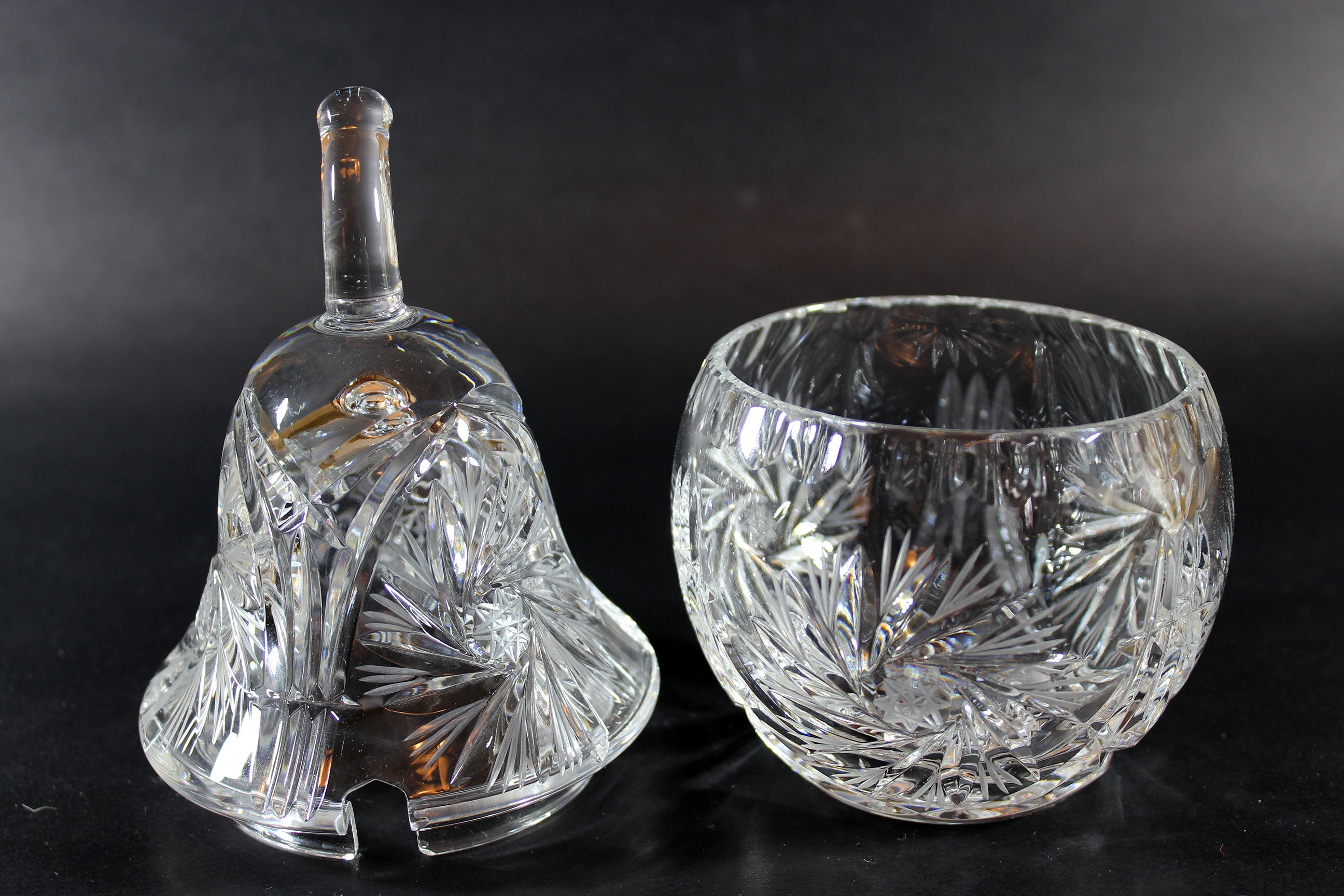 Pinwheel Crystal, Pear Dish
