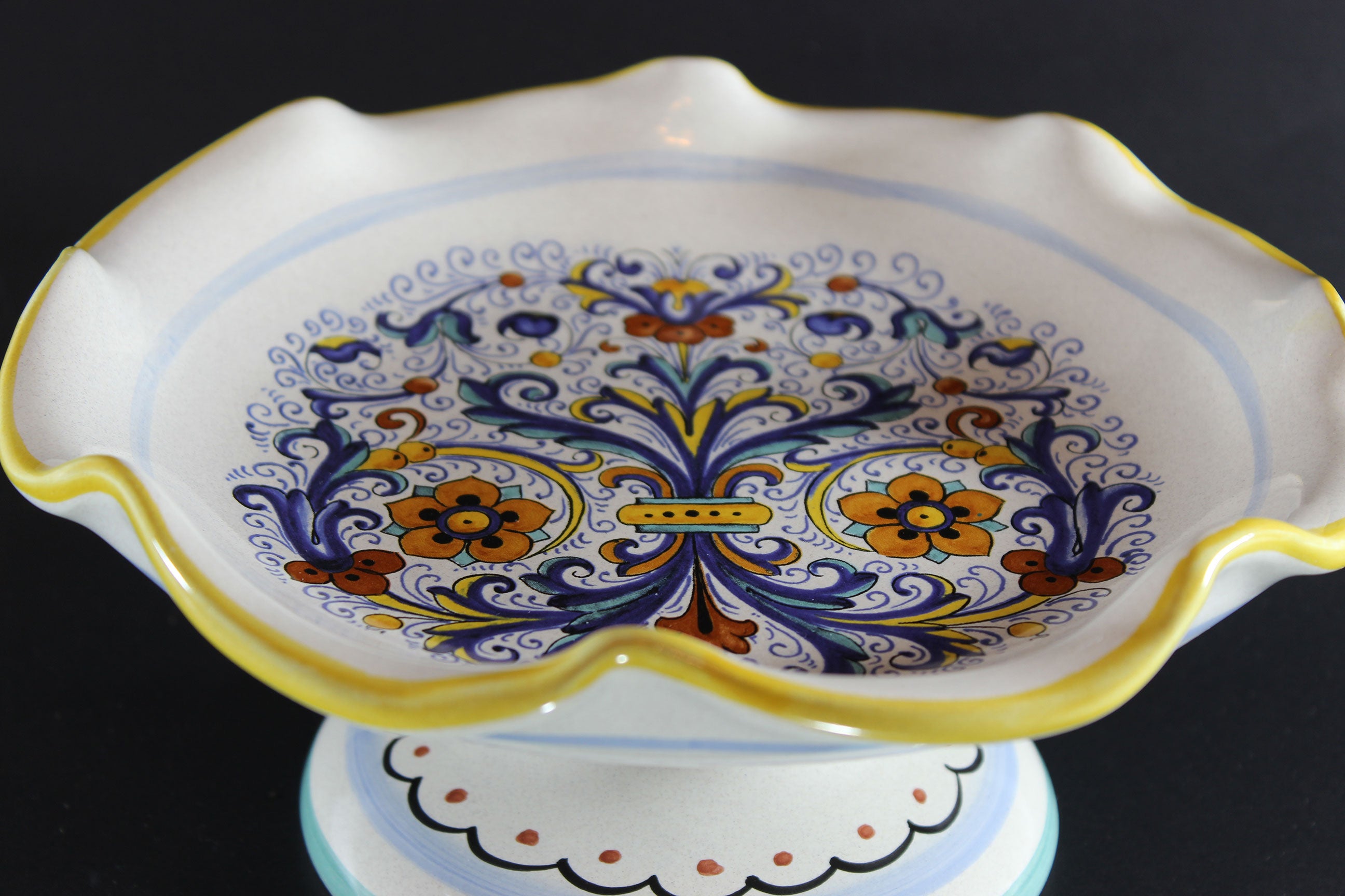 Deruta Pedestal or Cake Plate, Ricco