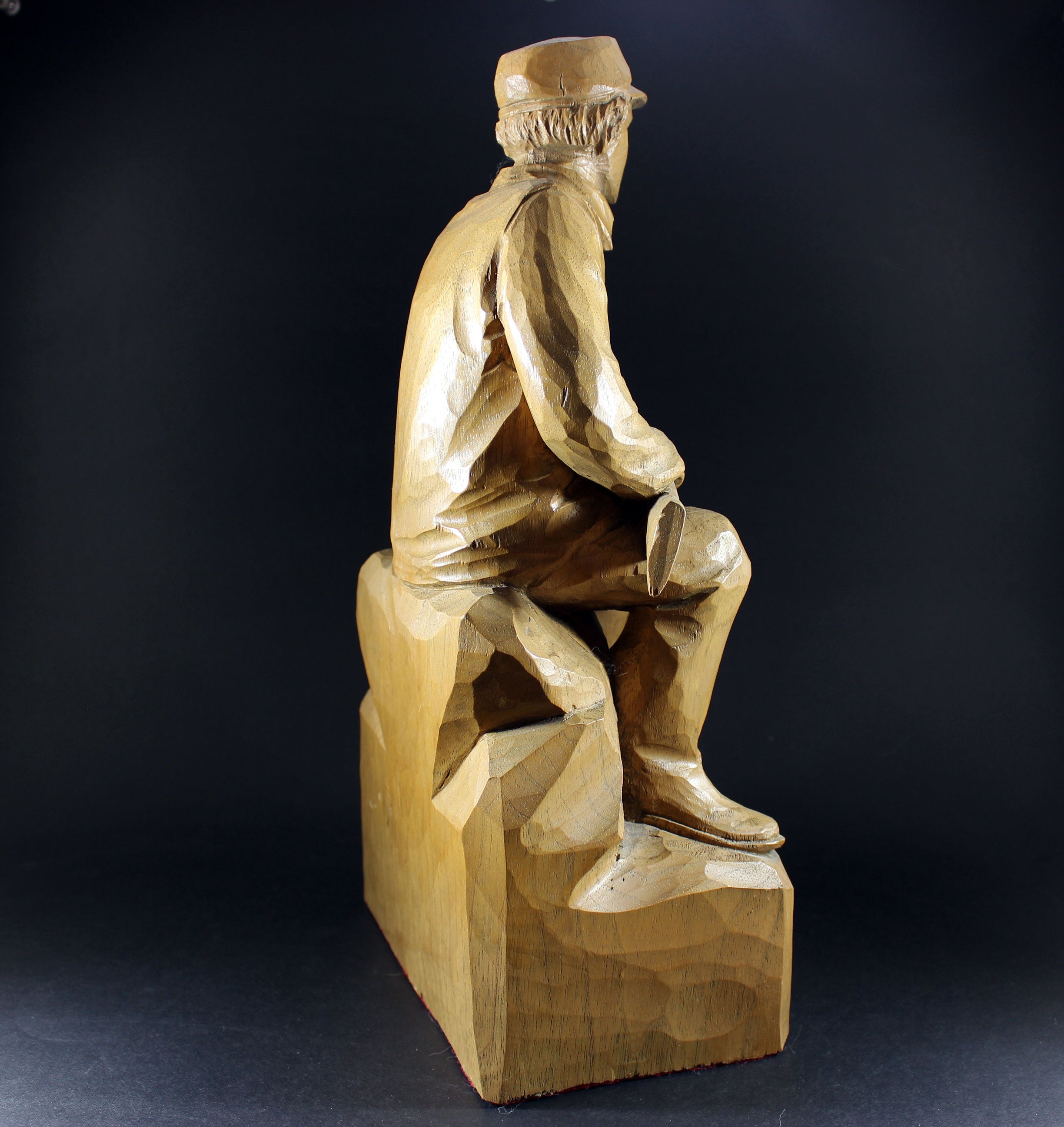 Roger Bourgault Sculpture, Seated Hunter