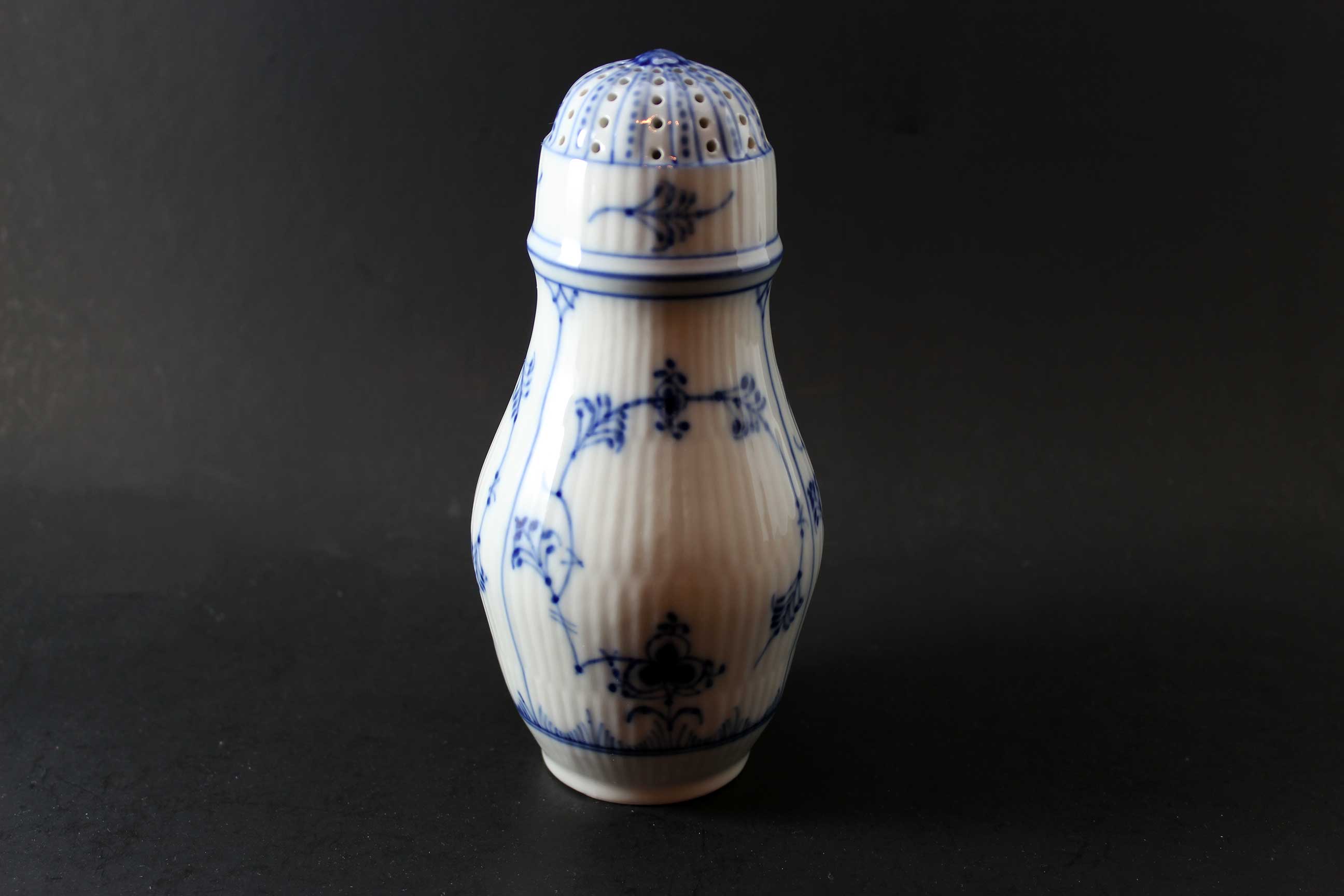 Royal Copenhagen, Blue Fluted Plain, Sugar Shaker_1