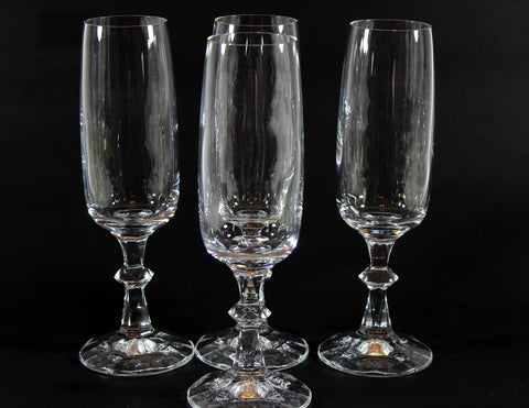 http://withapast.com/cdn/shop/products/Schott-Zwiesel_Melodia_Champagne_1_large.jpg?v=1649510313