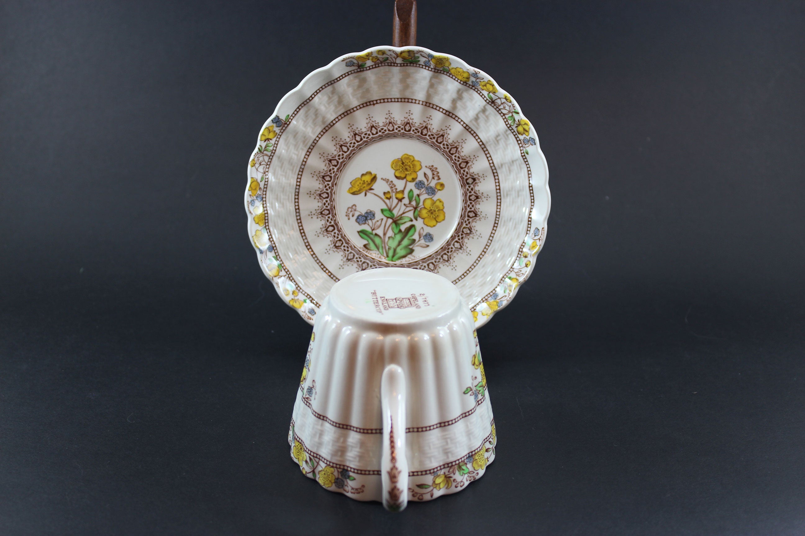 Copeland Spode, Buttercup Pattern, Teacups and Saucers