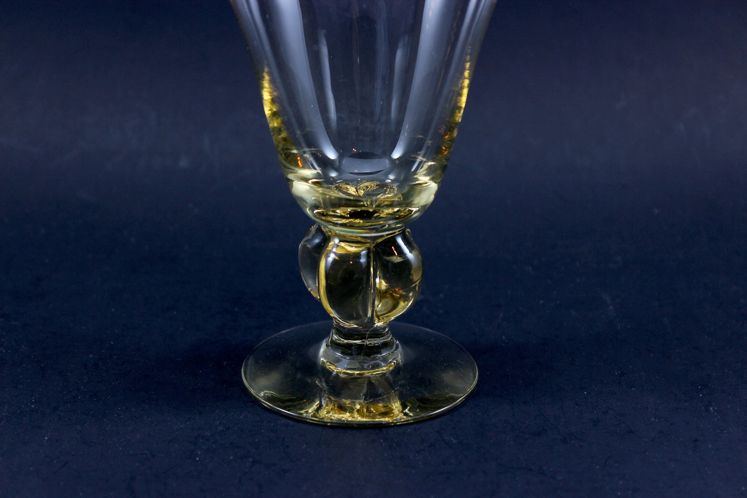 Crystal Stemware, Gulli (Gold) by Swedish