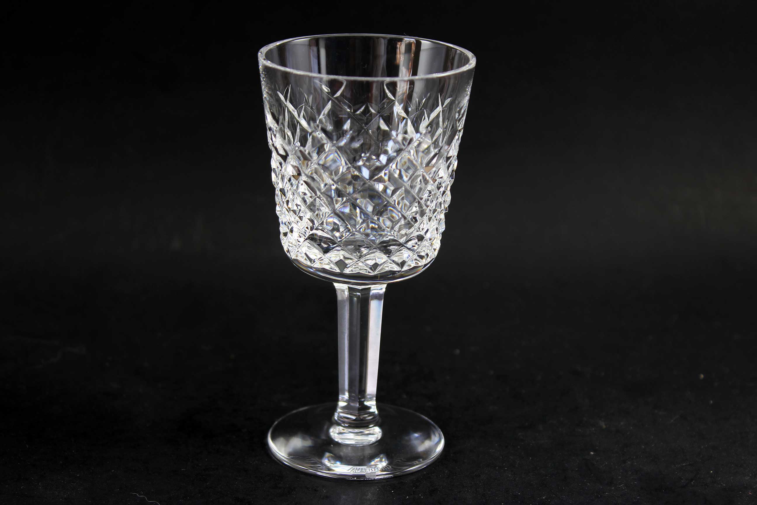 Waterford, Alana, Port Glass