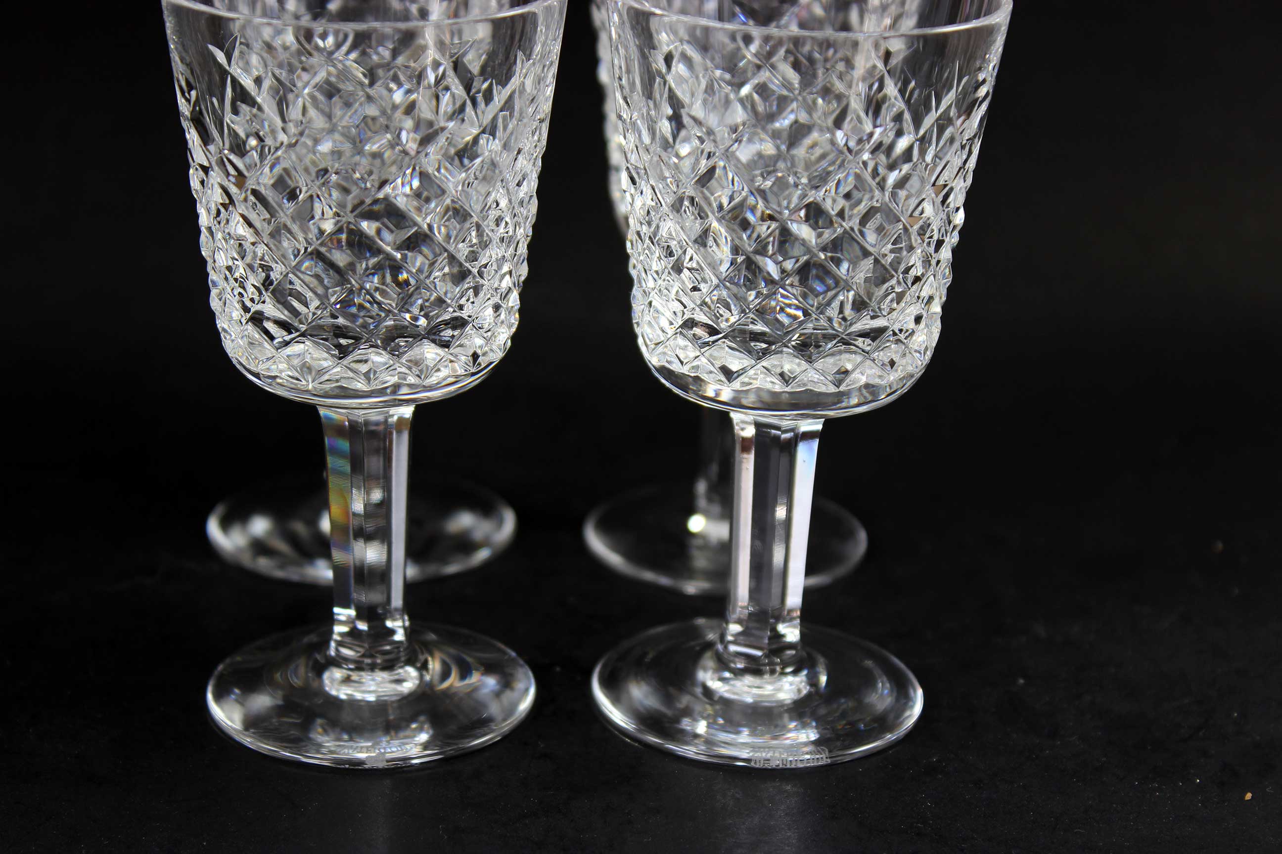 Waterford, Alana, Port Glass