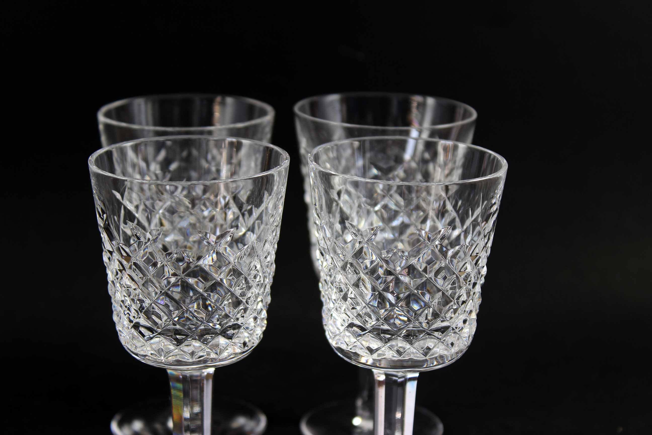 Waterford, Alana, Port Glass