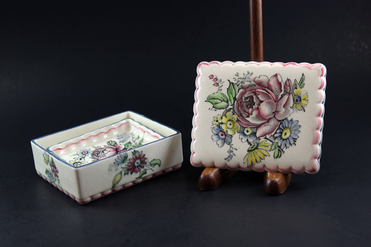 Wedgwood & Co. Ltd.-Vintage Porcelain Trinket Box