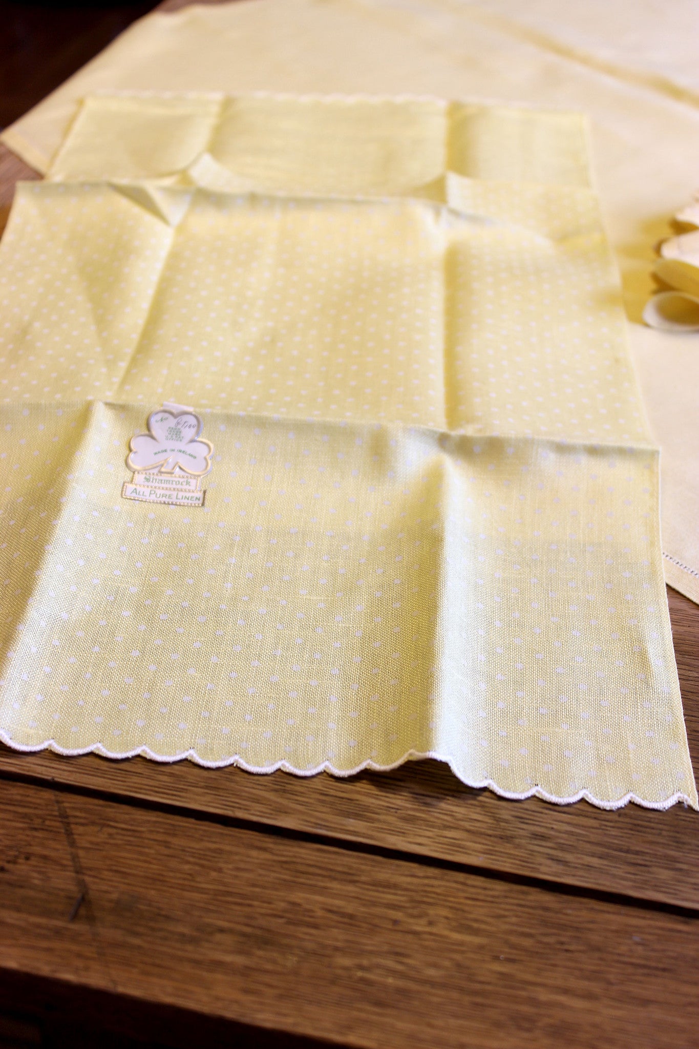 Irish Linen, Soft Yellow Bridge Set with Tea Towels