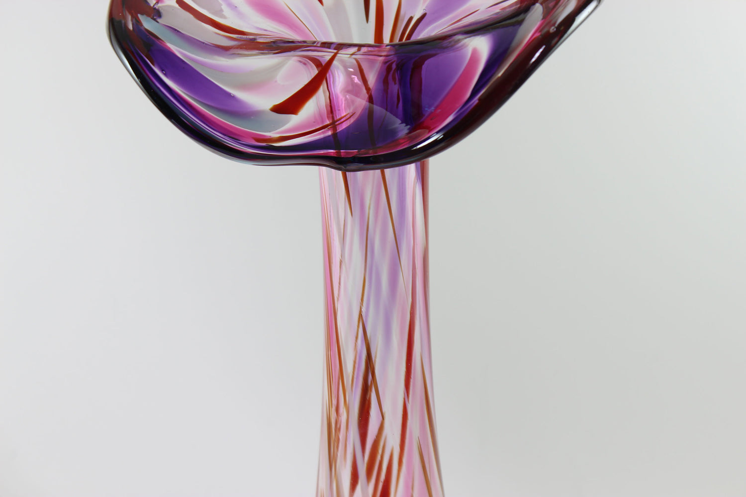 Art Glass Jack In The Pulpit Red Pink Vase