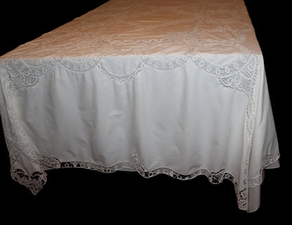 Vintage Hand Stitched Linen and Battenberg Lace Tablecloth