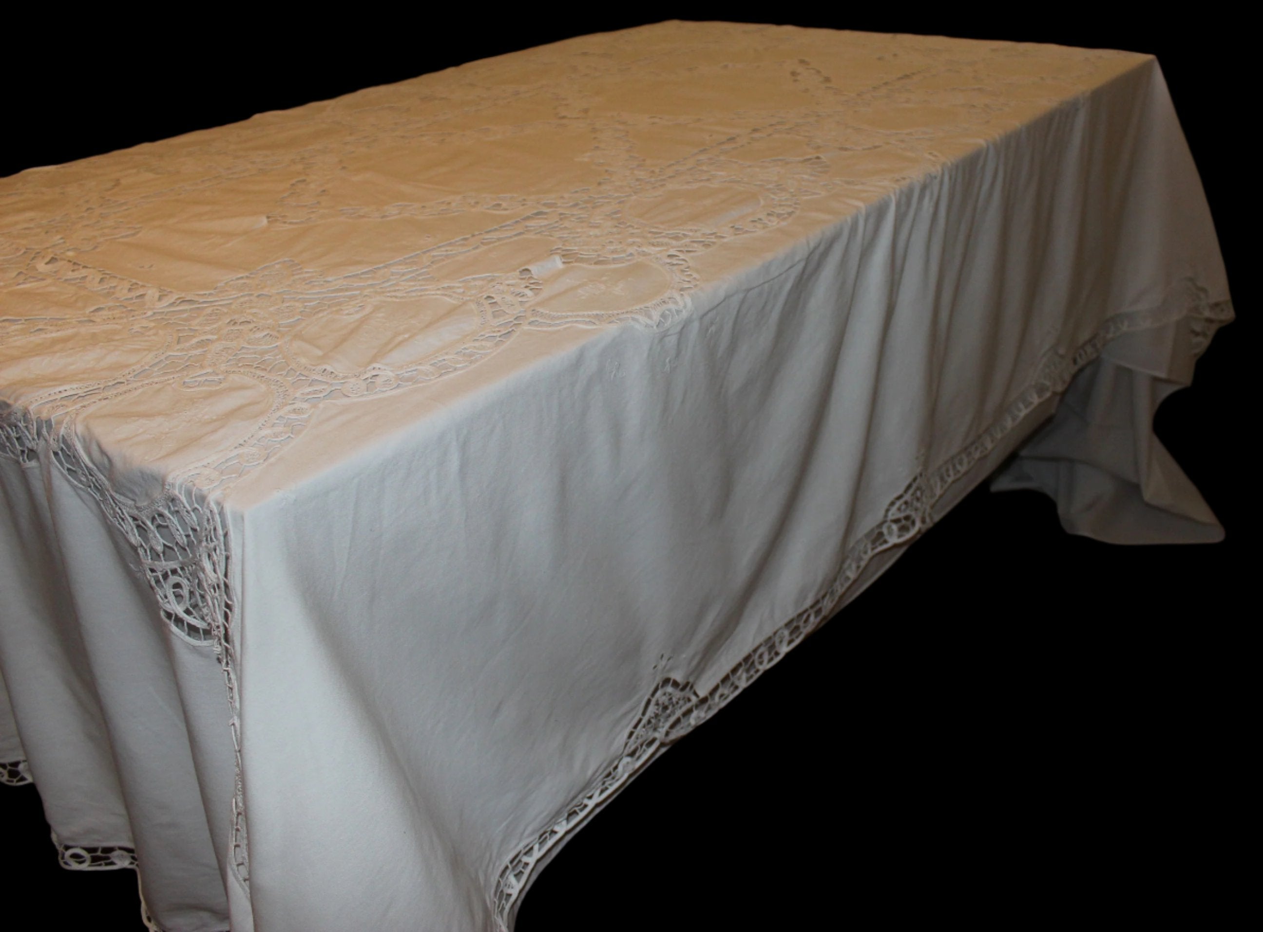 Vintage Hand Stitched Linen and Battenberg Lace Tablecloth