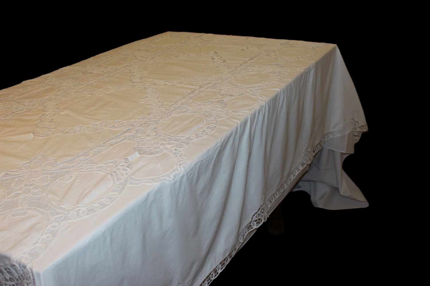 Vintage Hand Stitched Linen and Battenberg Lace Tablecloth