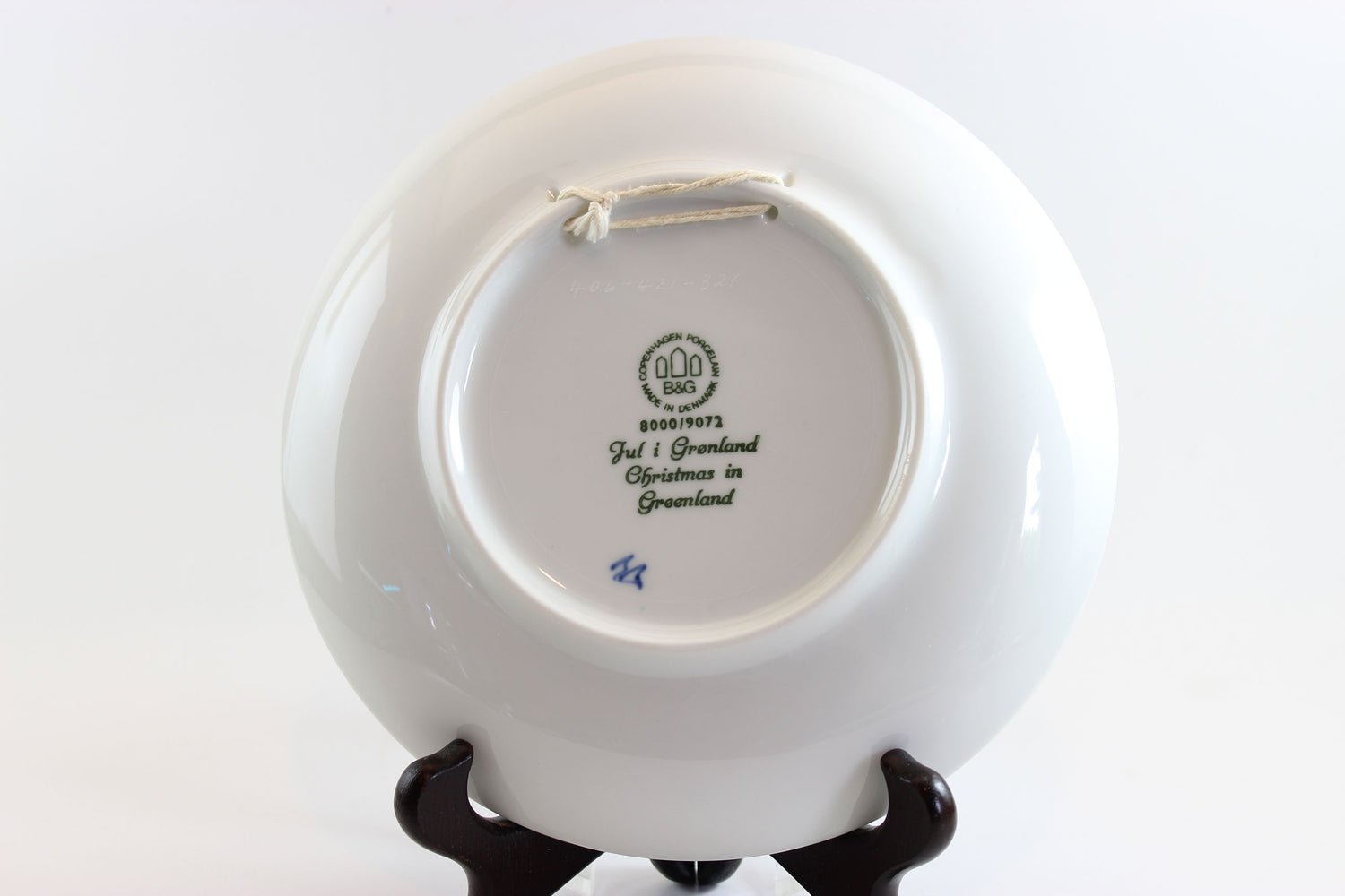 1972 Bing and Grondahl Christmas Plate Greenland with Dogsled and Village