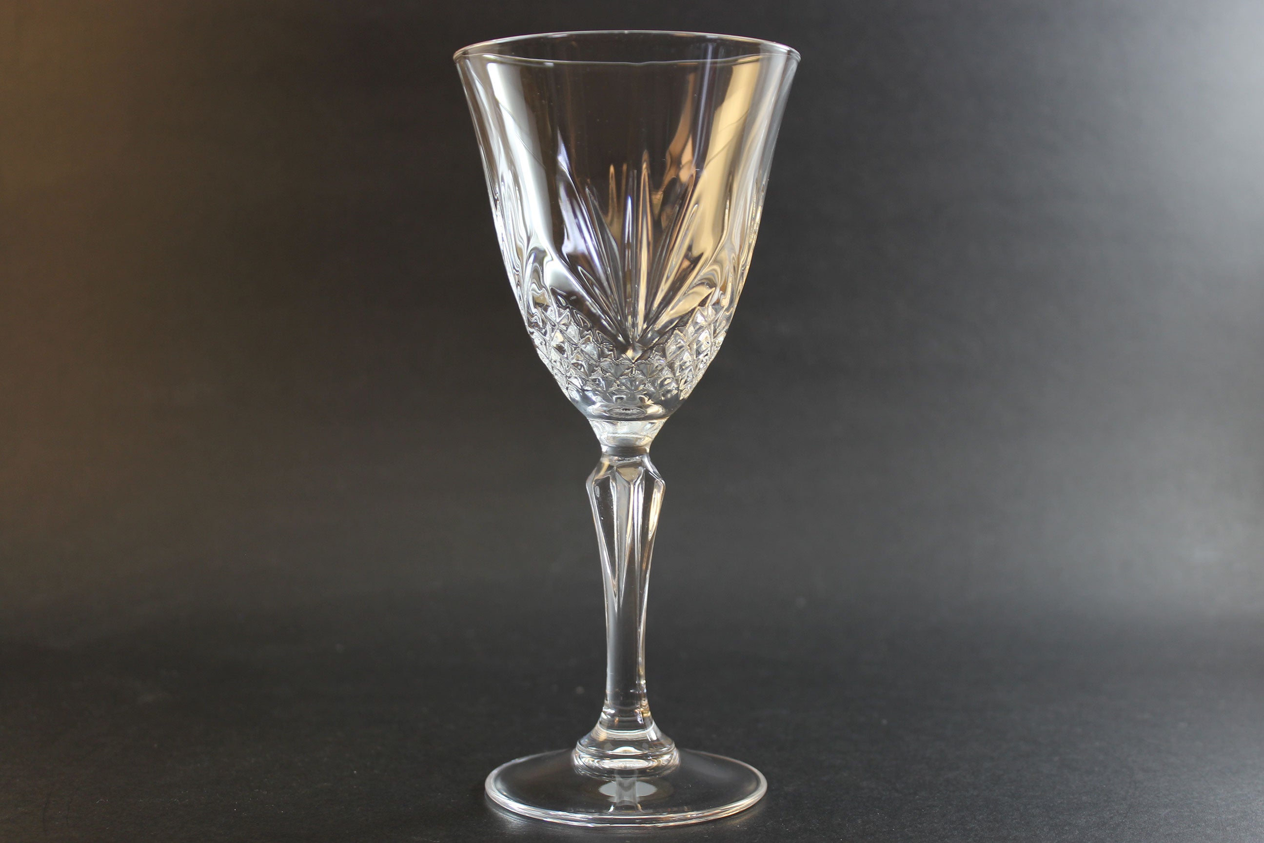 Cristal de Flandre, Salzburg Pattern, Wine Glasses