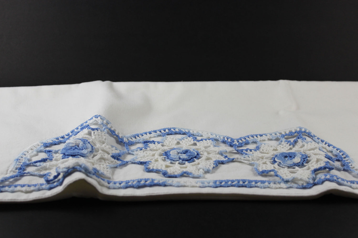 Pillowcase Set with Floral Crochet Edge