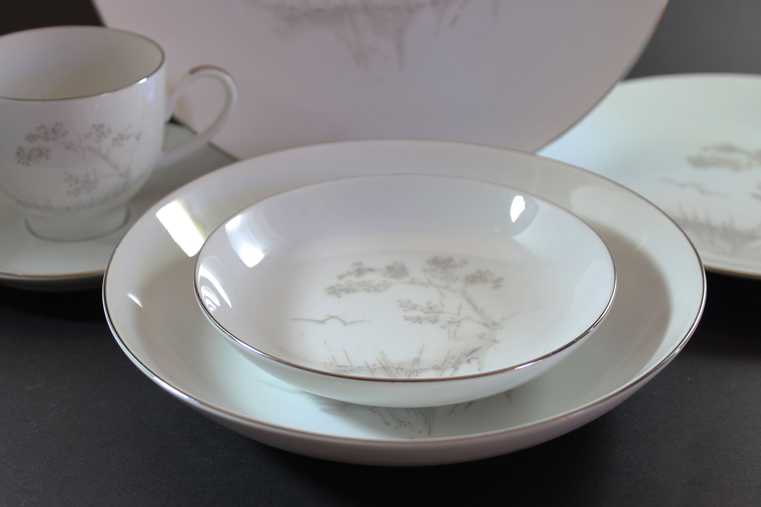 Edelstein China, 6 Piece Place Setting