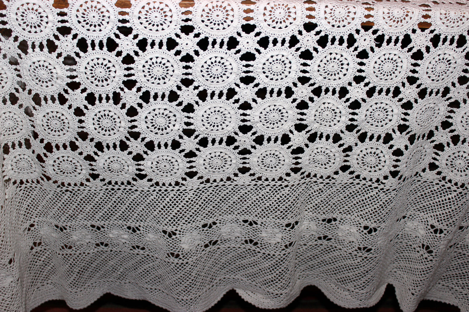 Vintage Hand Crochet Lace Tablecloth