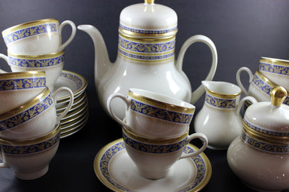 Vohenstrauss, Johann Seltmann Porcelain Coffee Set