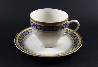 Vohenstrauss, Johann Seltmann Porcelain Coffee Set